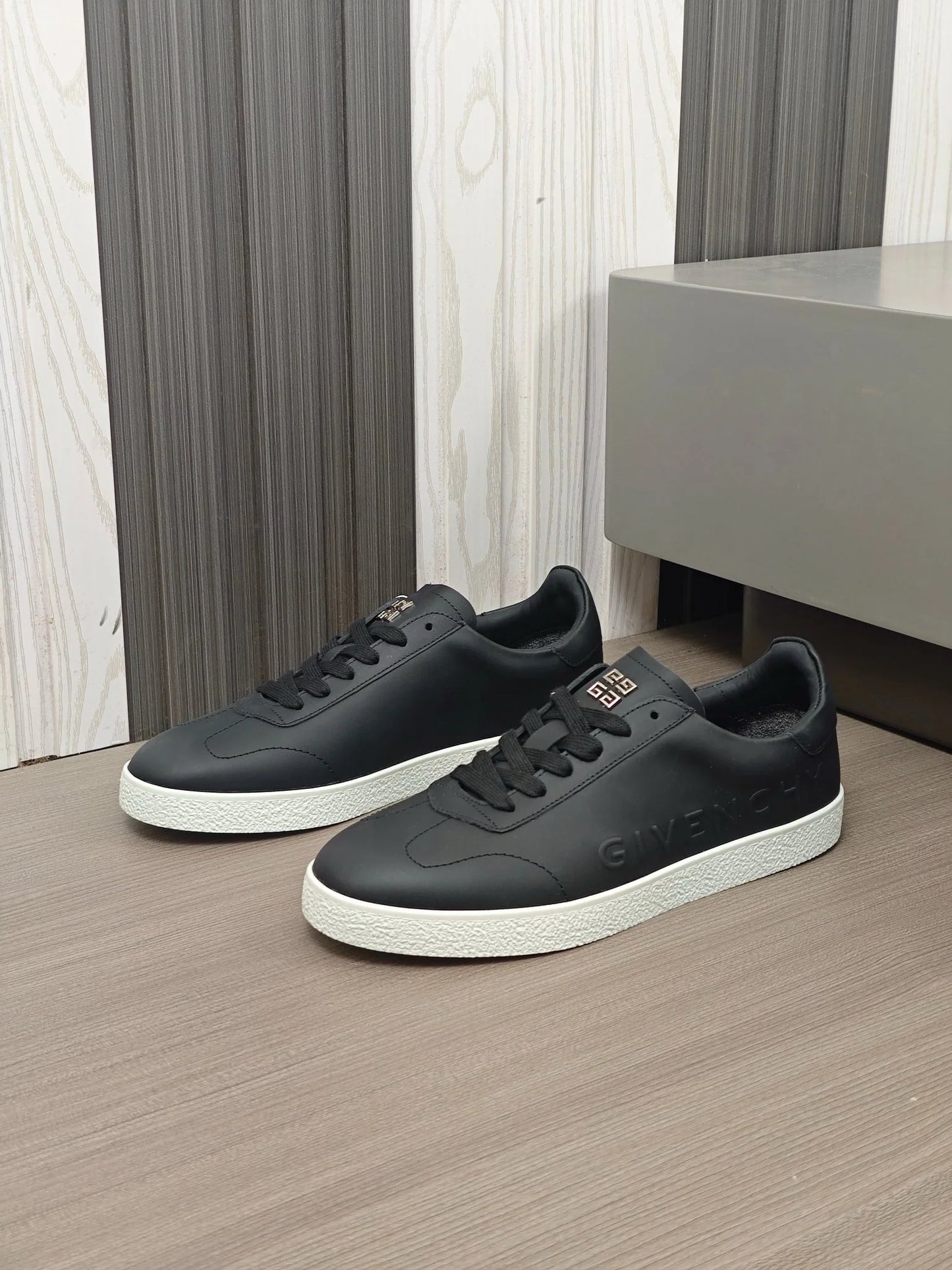 GVC SNEAKER