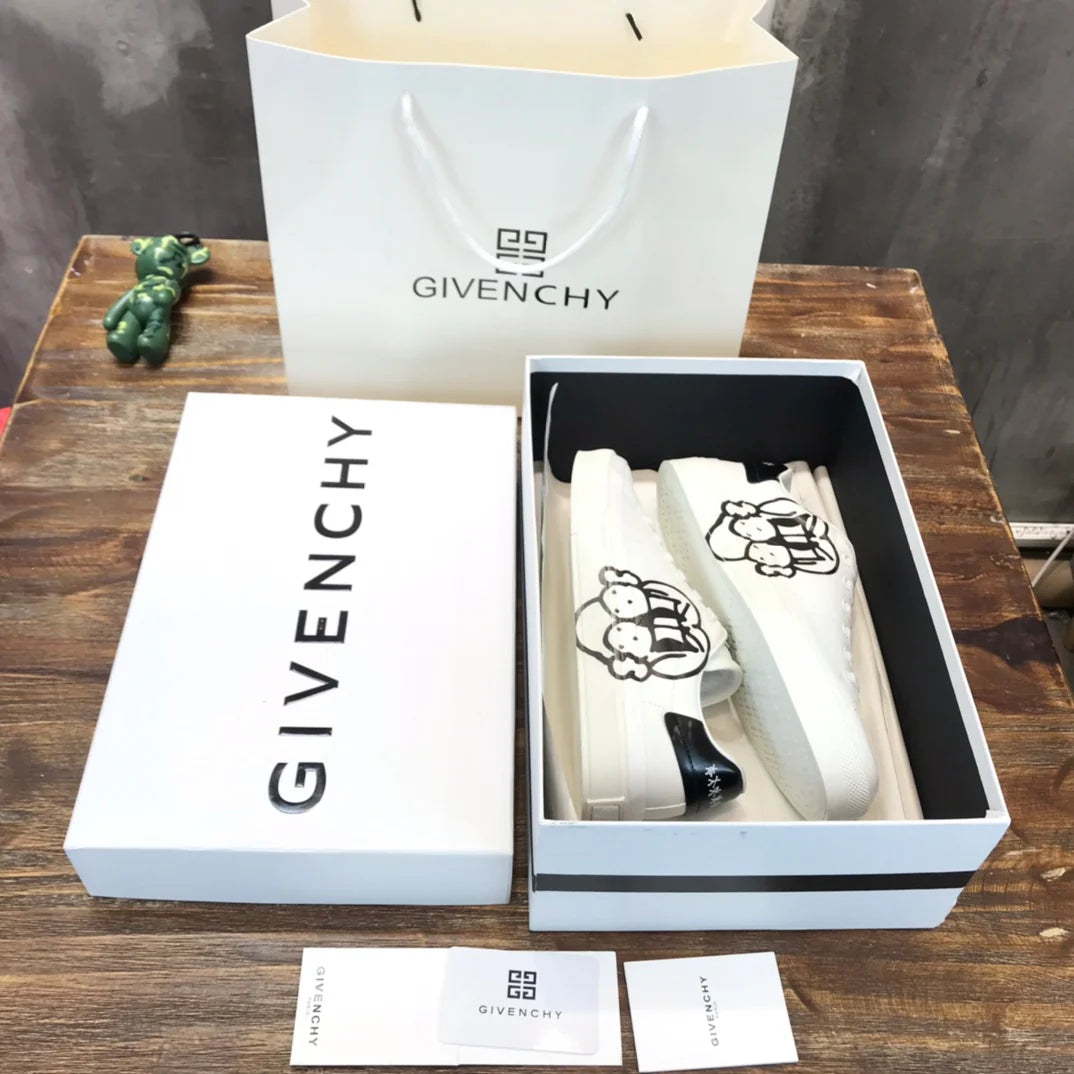 GVC SNEAKER