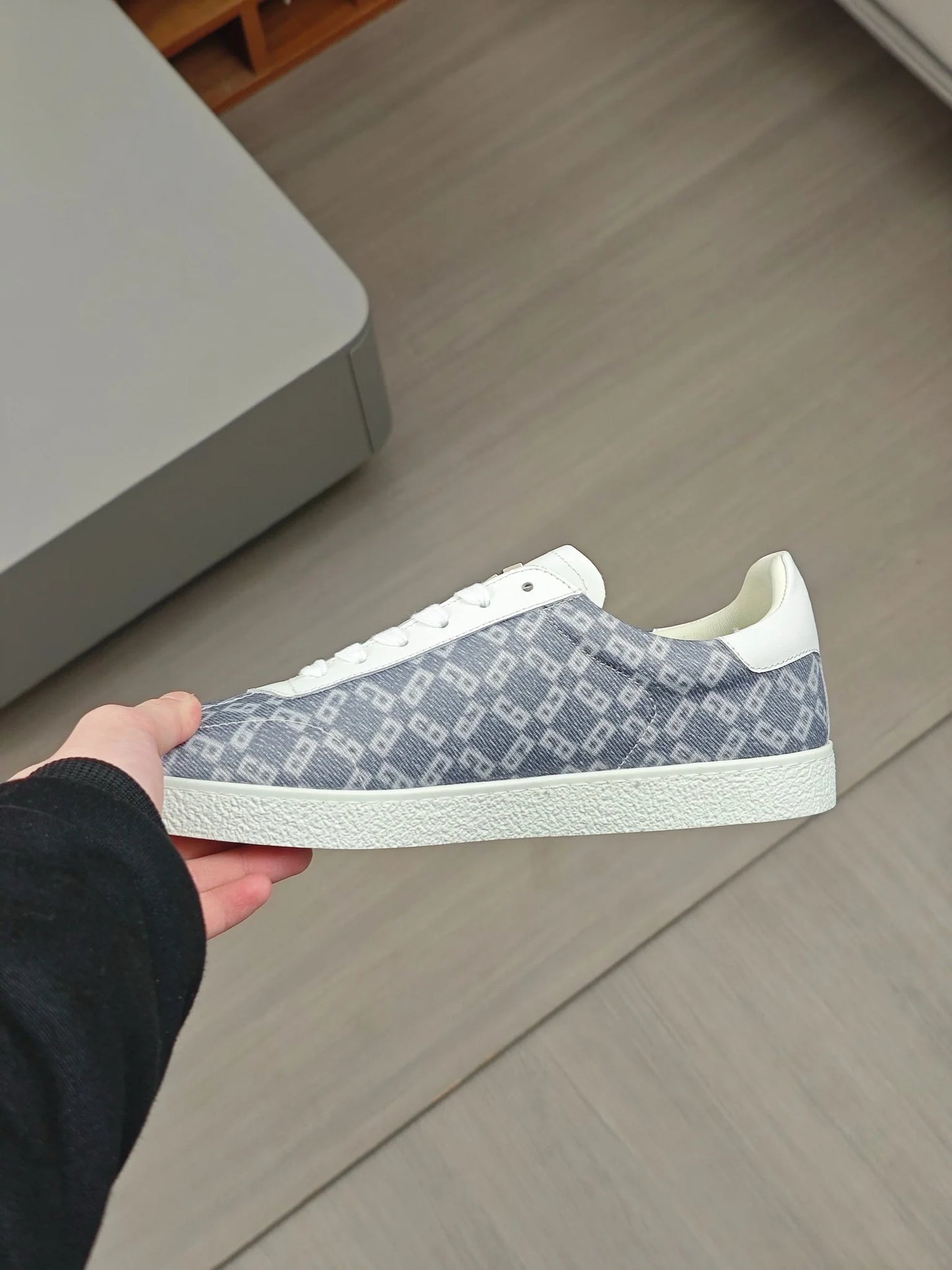 GVC SNEAKER