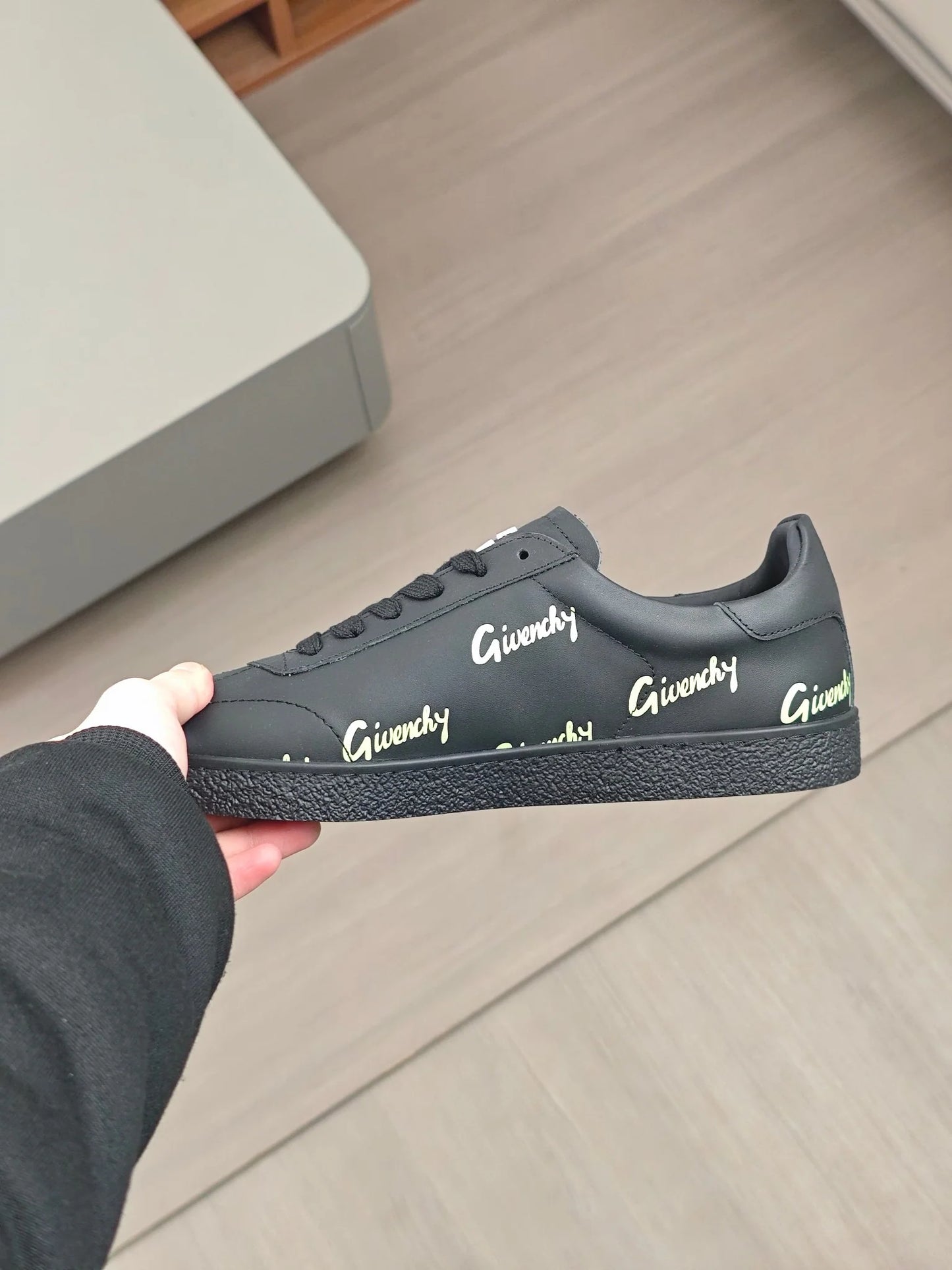 GVC SNEAKER