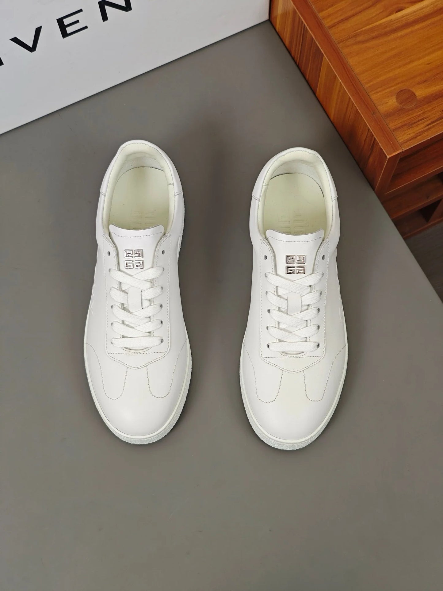 GVC SNEAKER