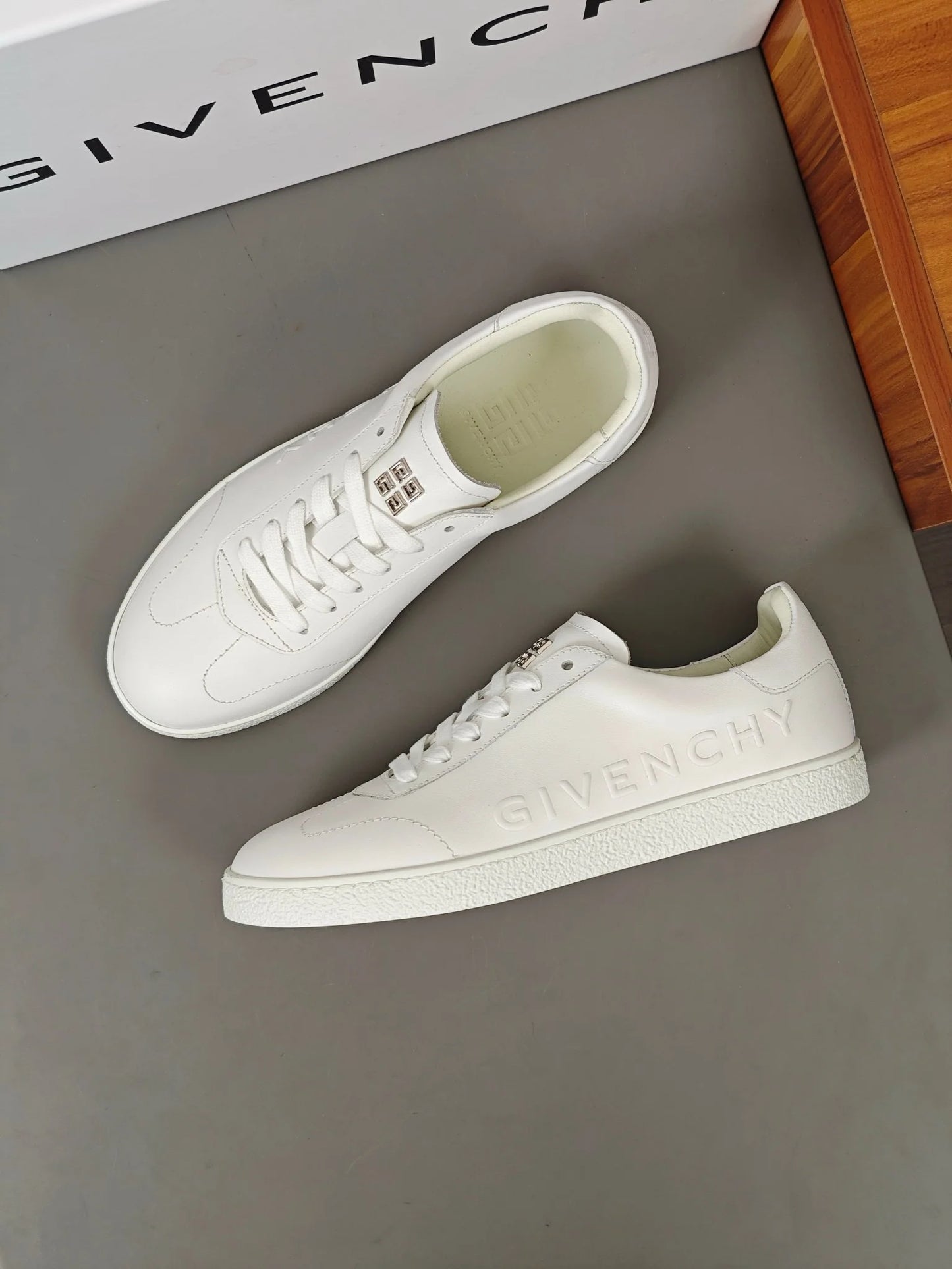 GVC SNEAKER