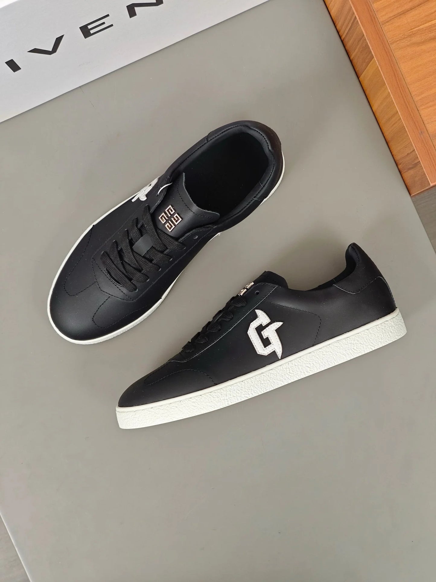 GVC SNEAKER