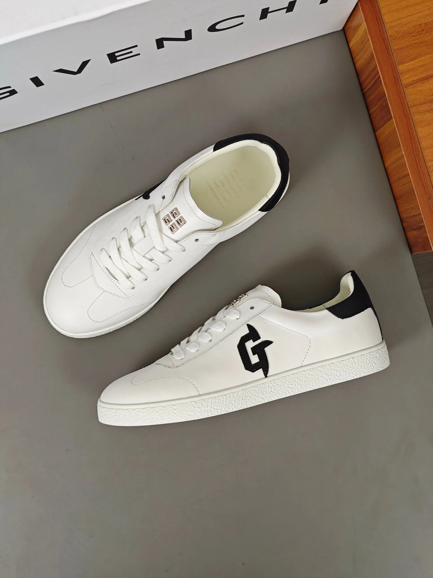 GVC SNEAKER