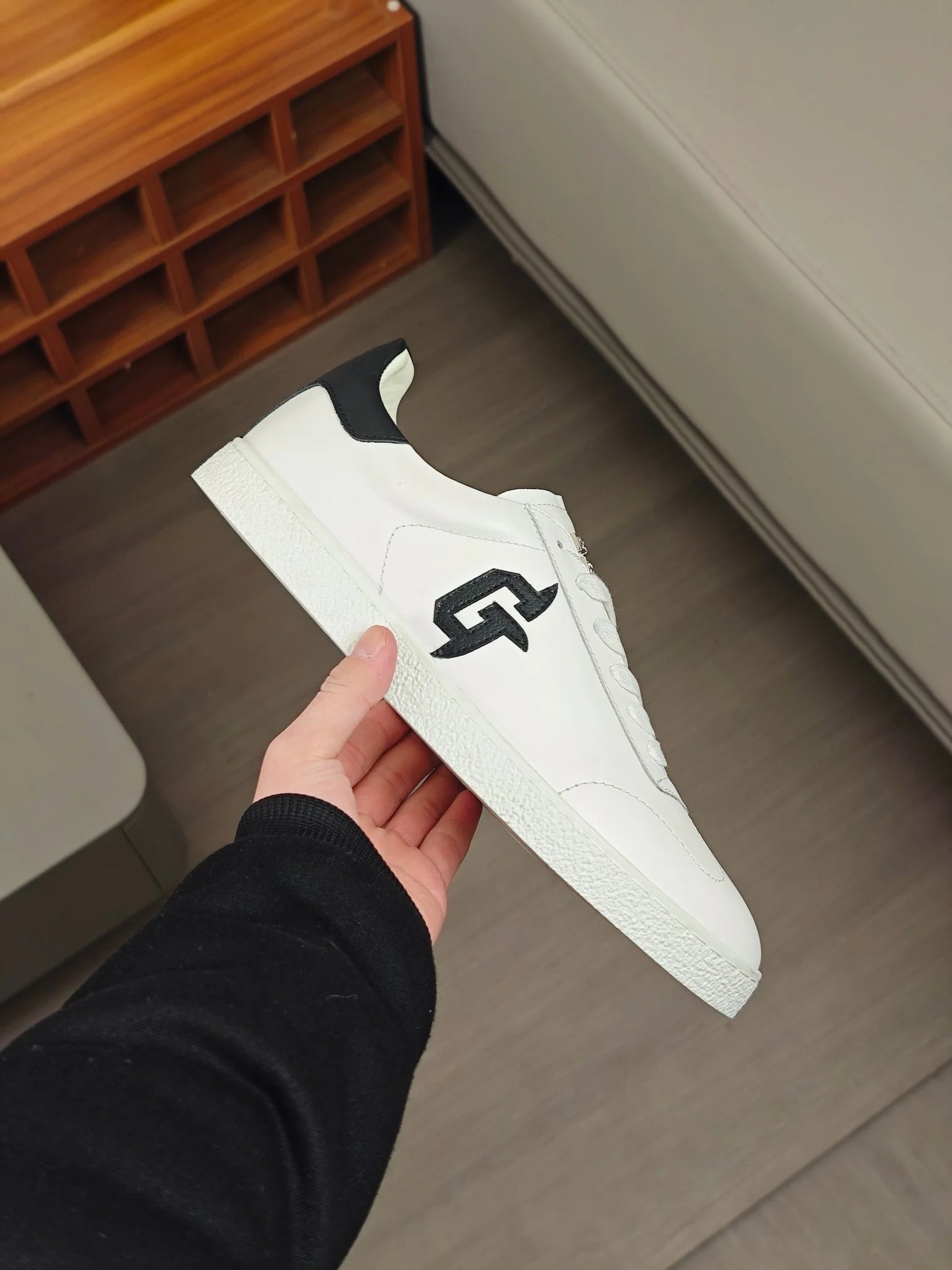 GVC SNEAKER