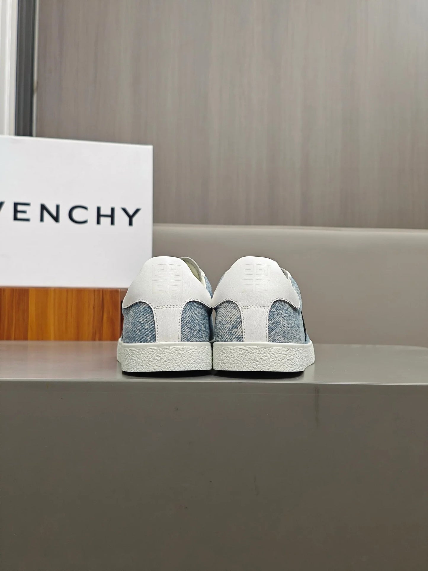 GVC SNEAKER