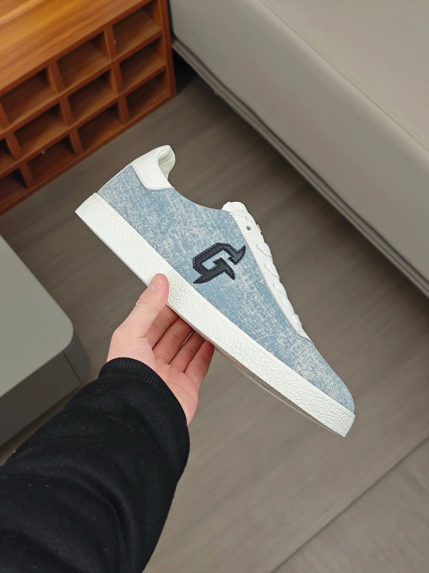 GVC SNEAKER