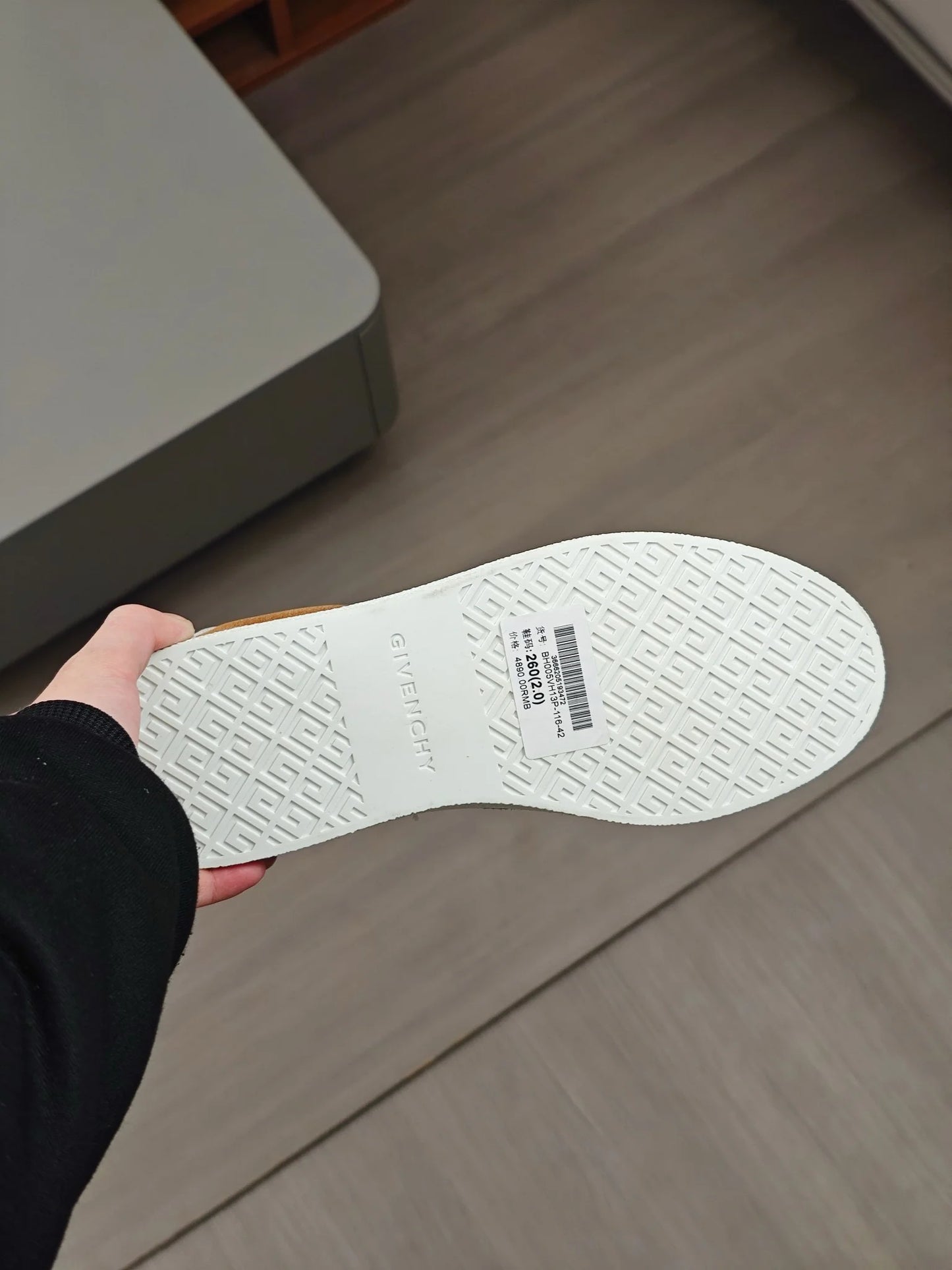 GVC SNEAKER