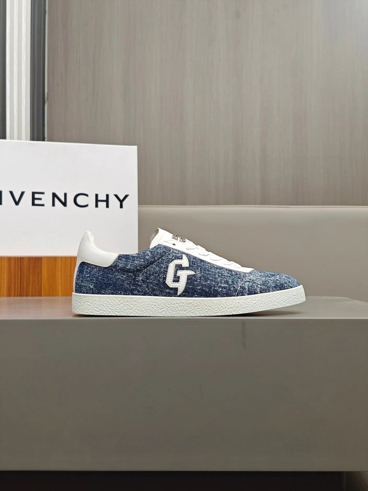 GVC SNEAKER