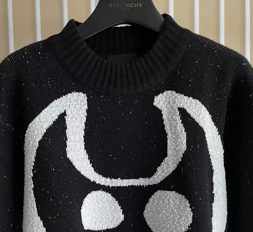 GVC SWEATER