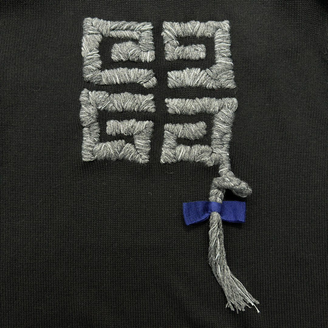 GVC SWEATER