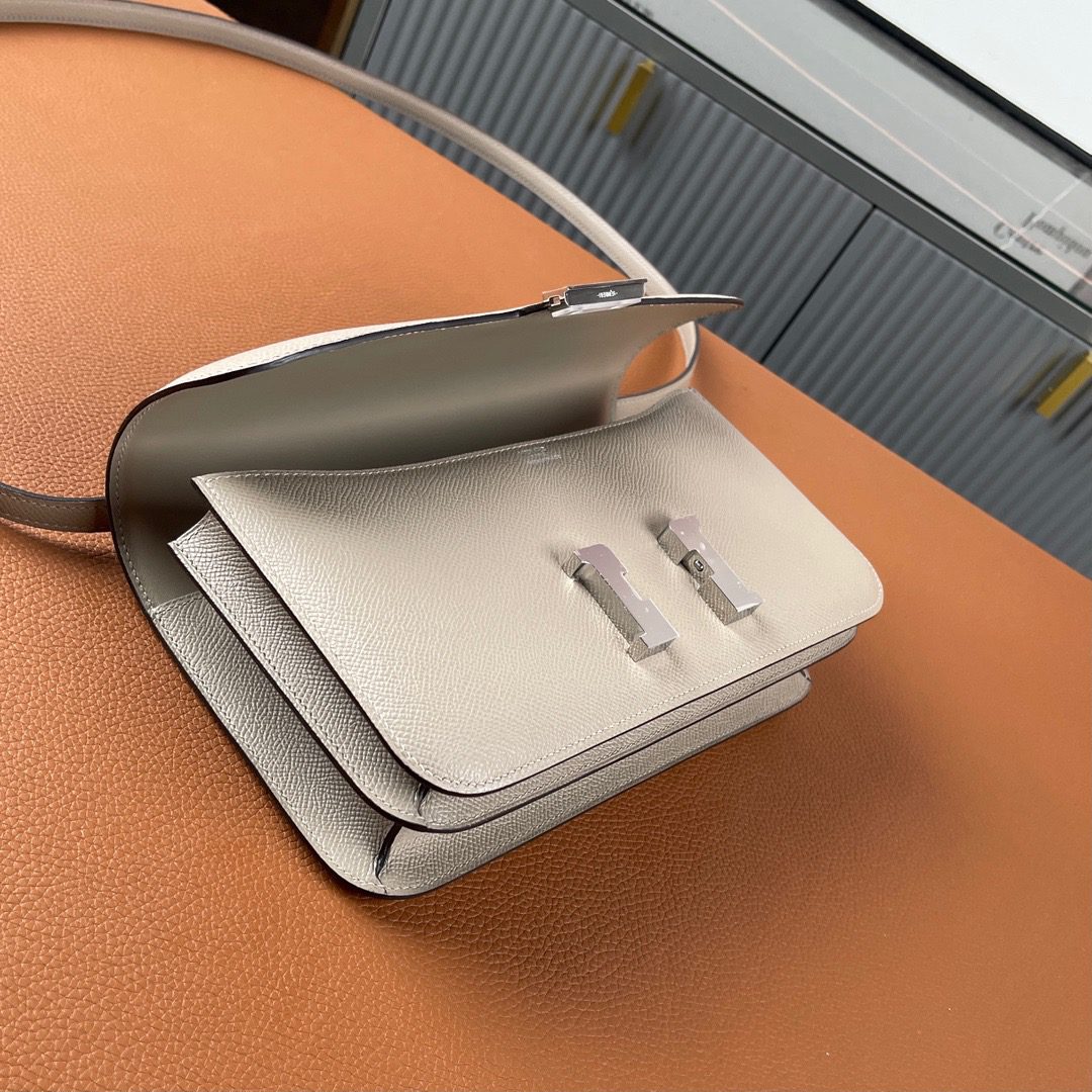 HERMES BAG