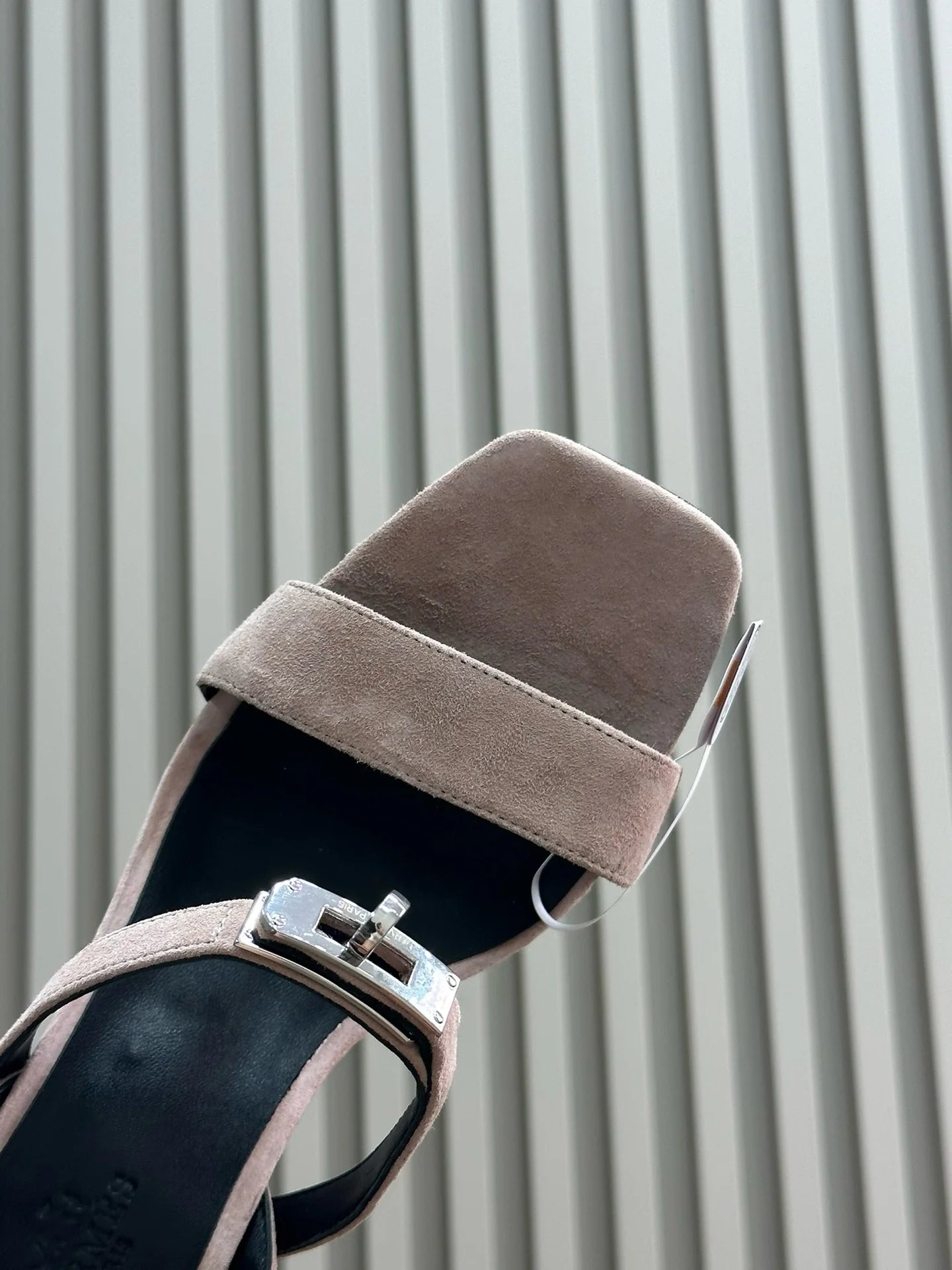HERMES HEELS