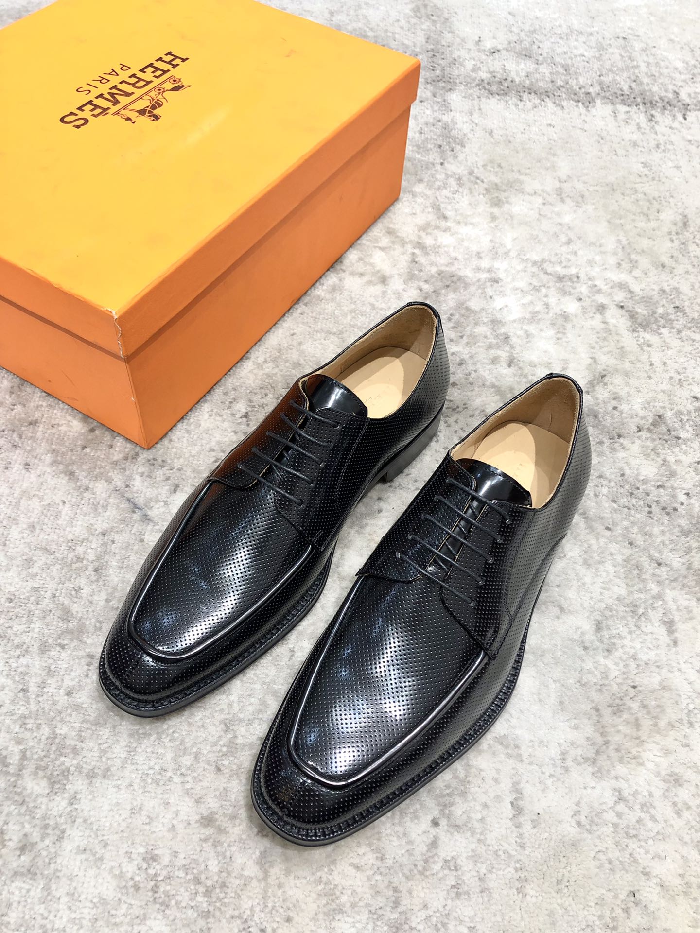HERMES LOAFER
