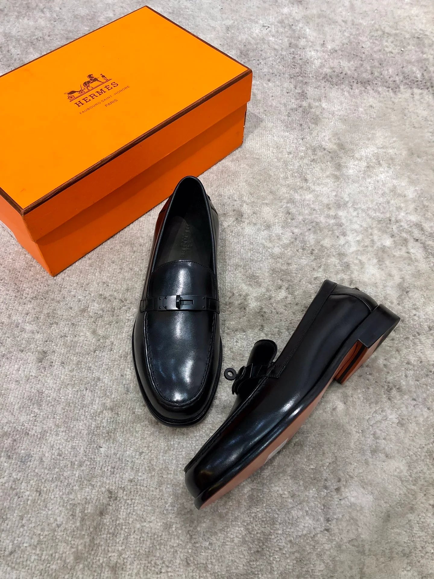 HERMES LOAFER