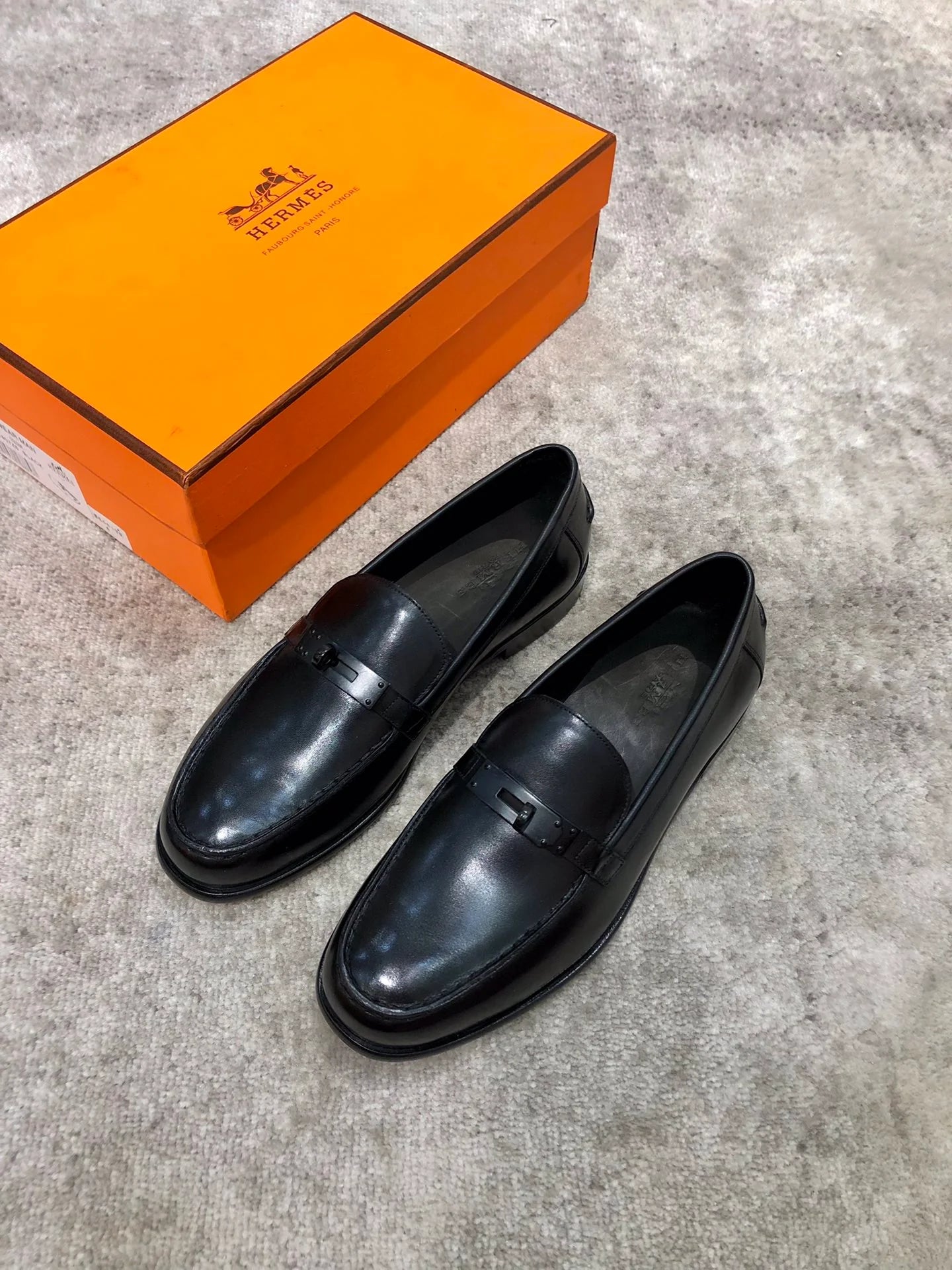 HERMES LOAFER
