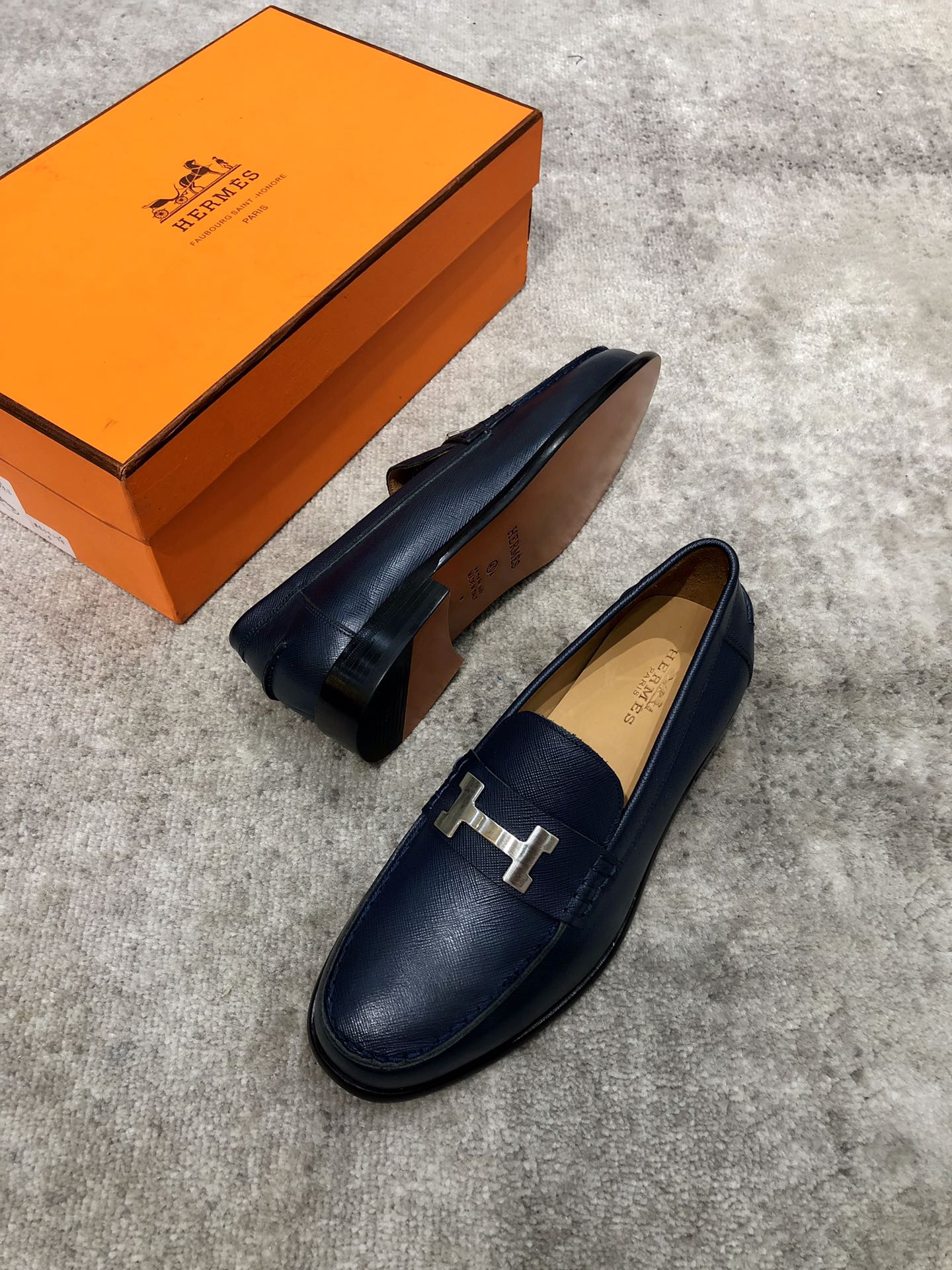 HERMES LOAFER