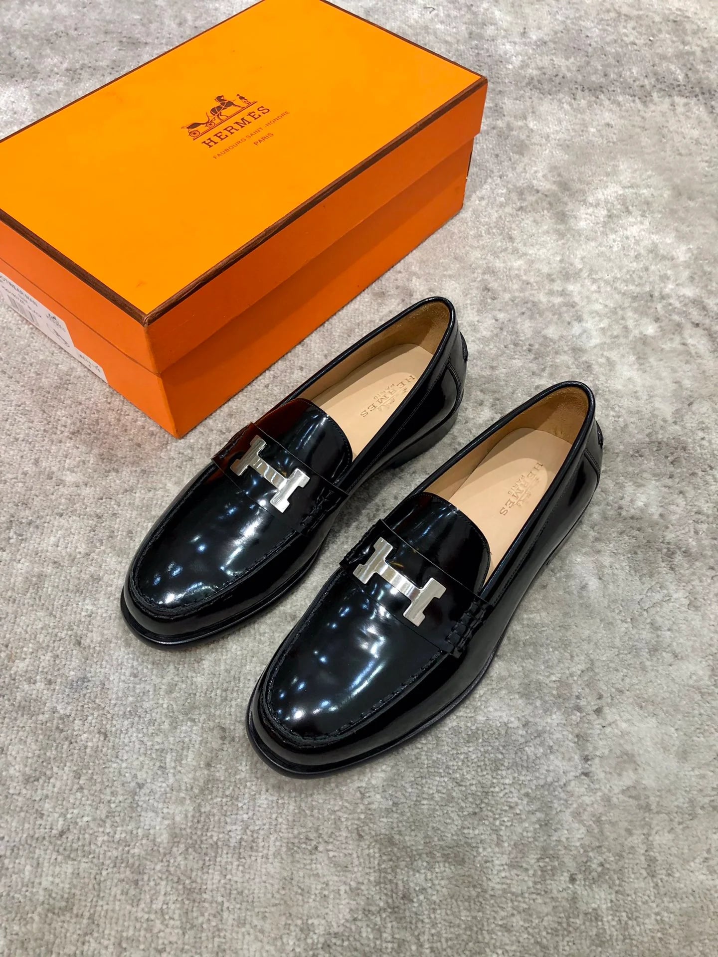 HERMES LOAFER