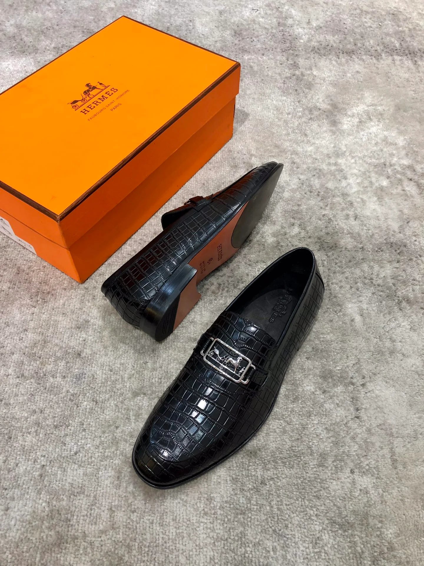 HERMES LOAFER