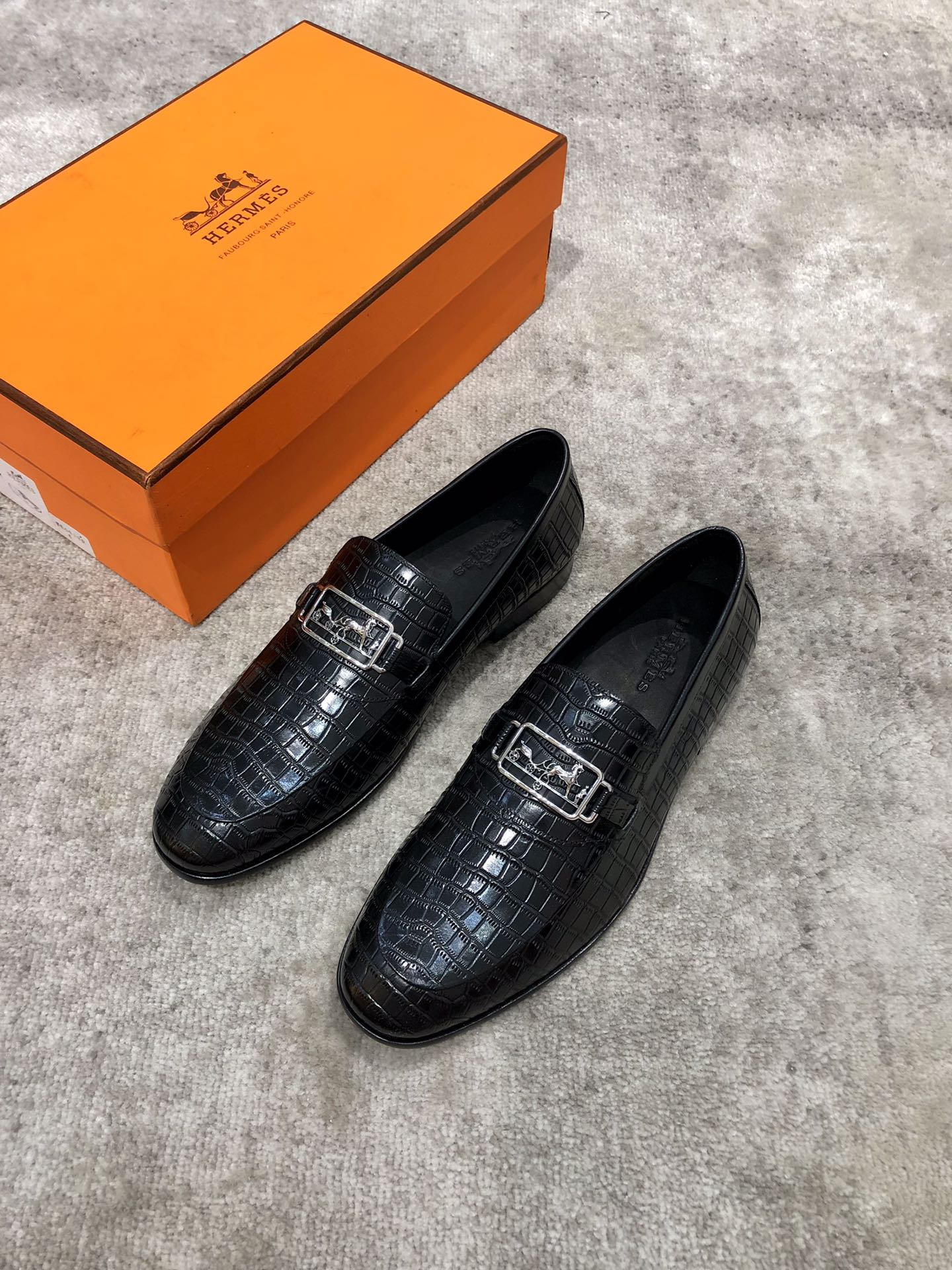 HERMES LOAFER
