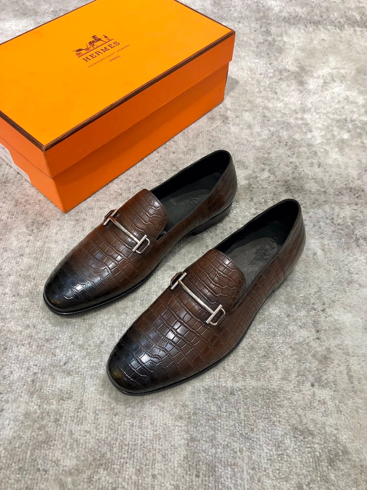 HERMES LOAFER