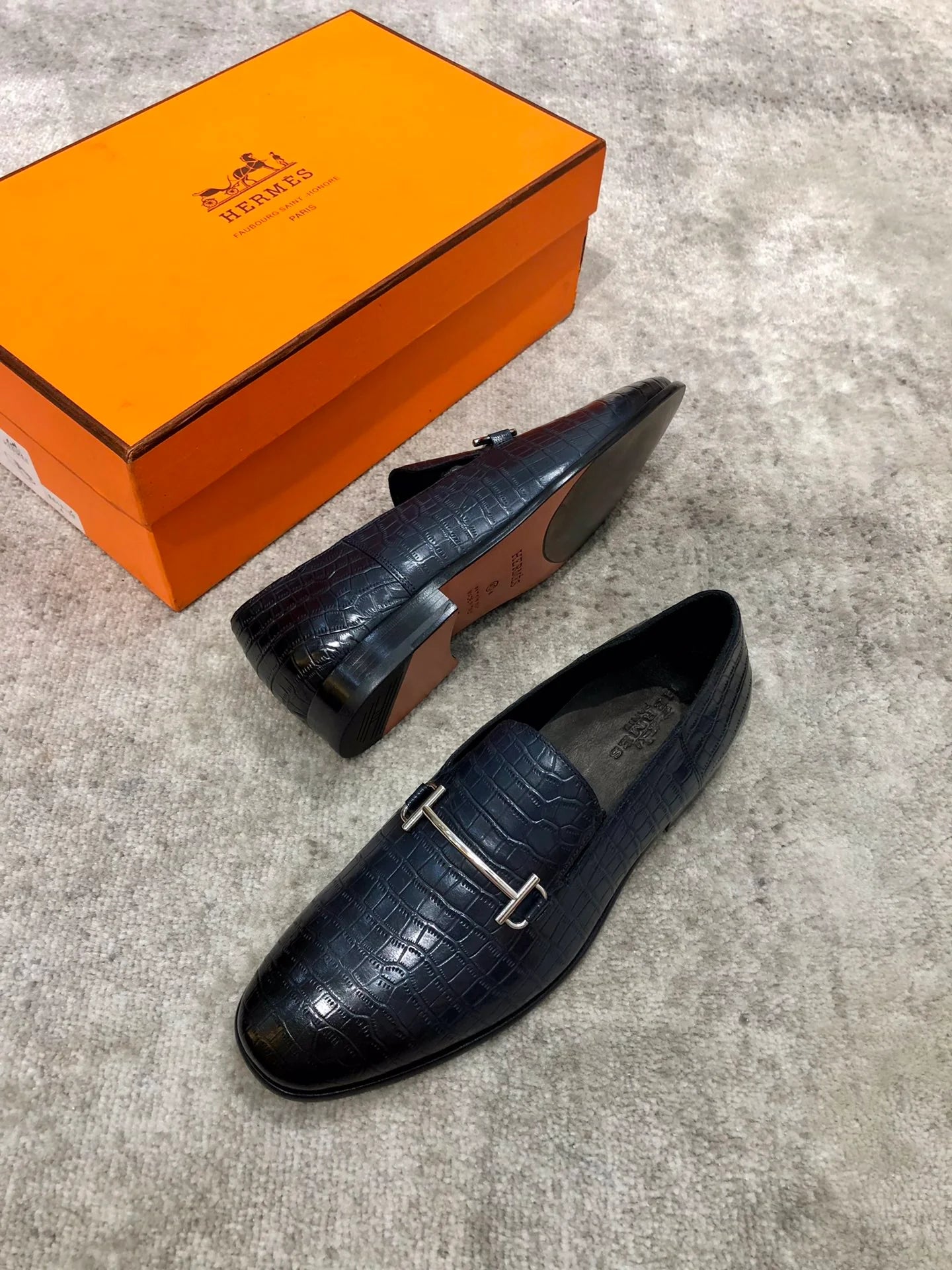 HERMES LOAFER