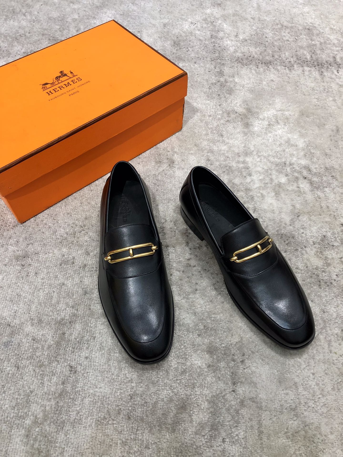 HERMES LOAFER