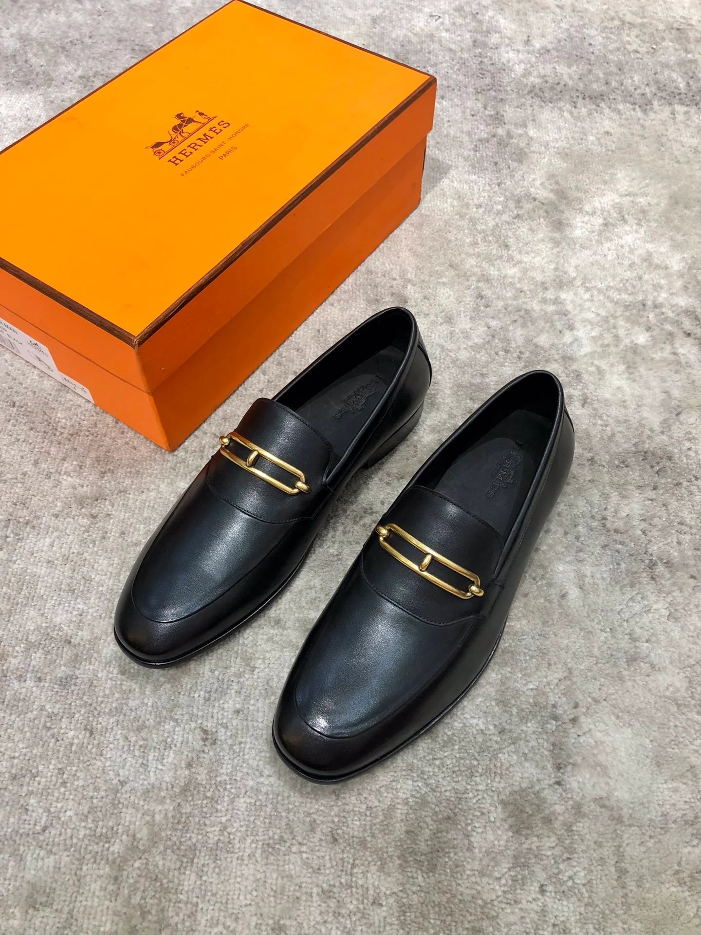 HERMES LOAFER
