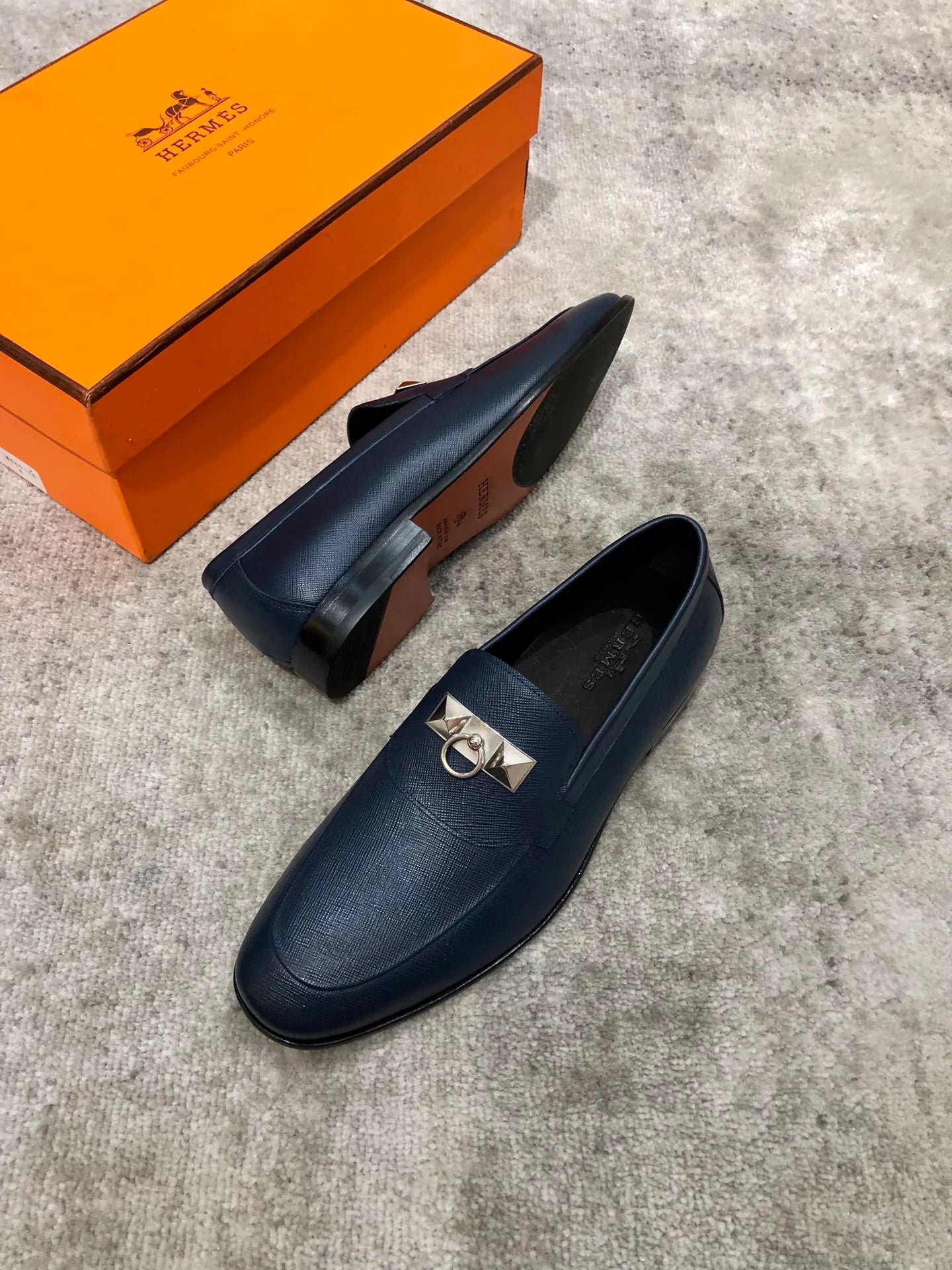 HERMES LOAFER