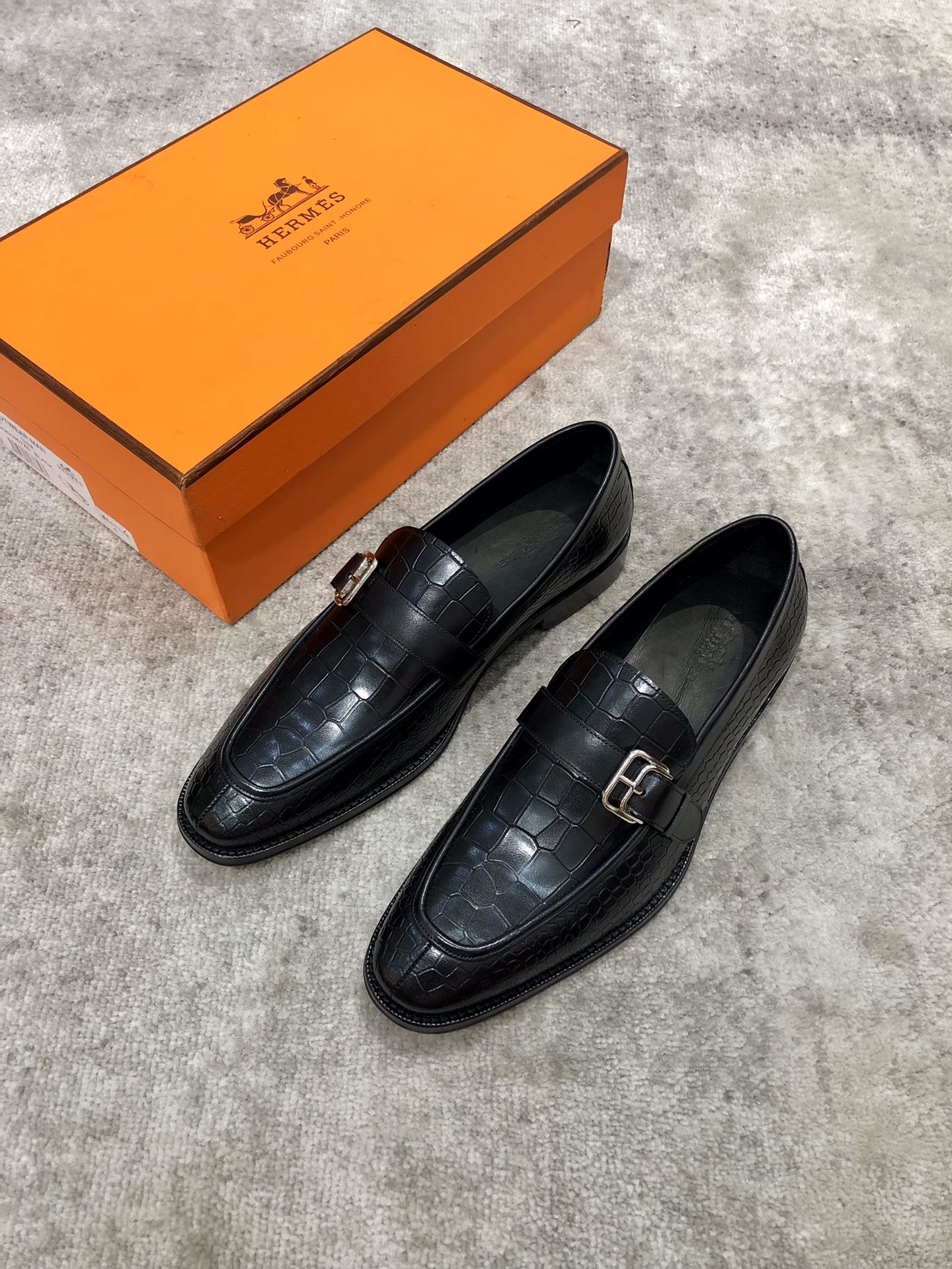 HERMES LOAFER