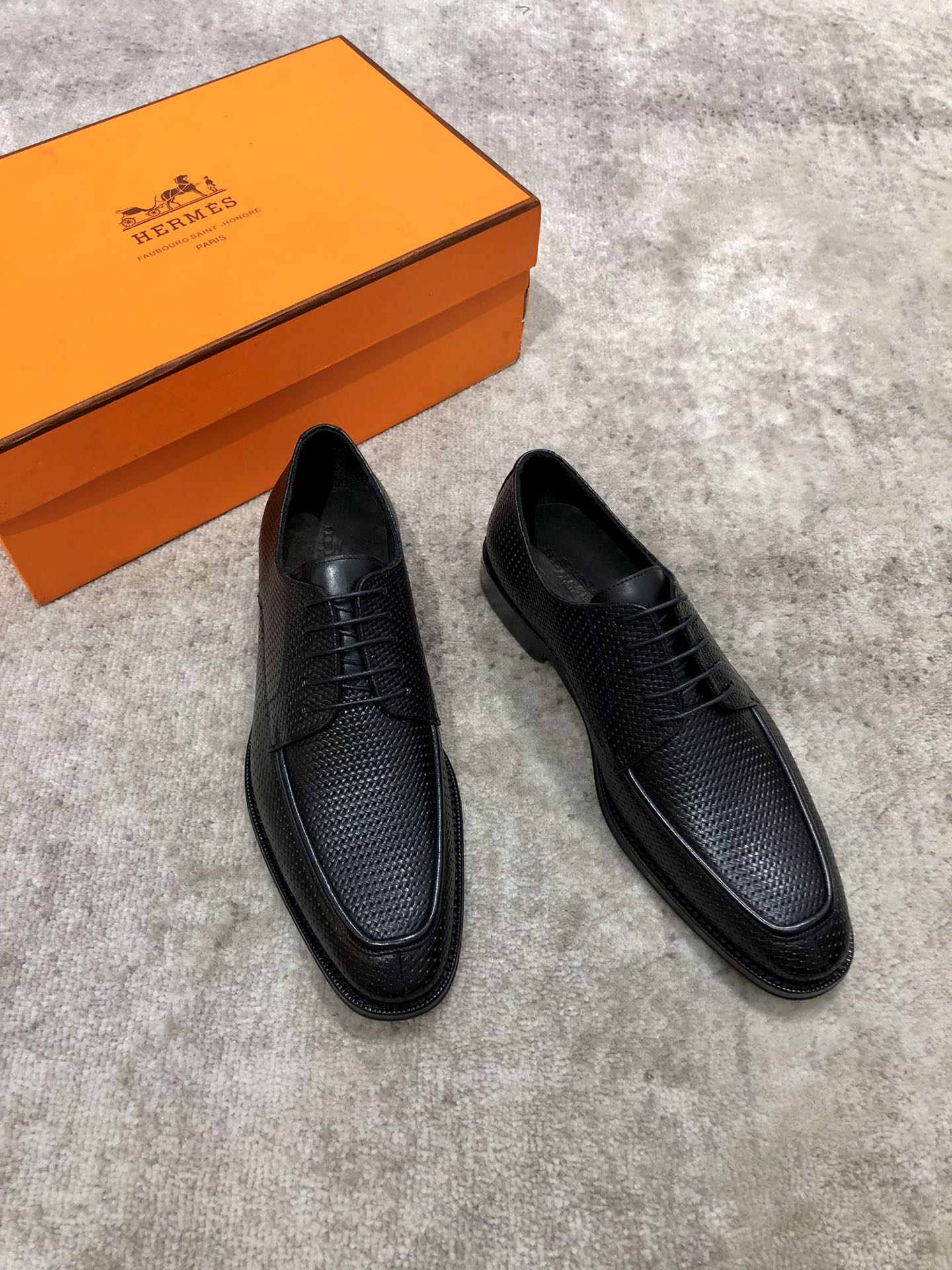 HERMES LOAFER