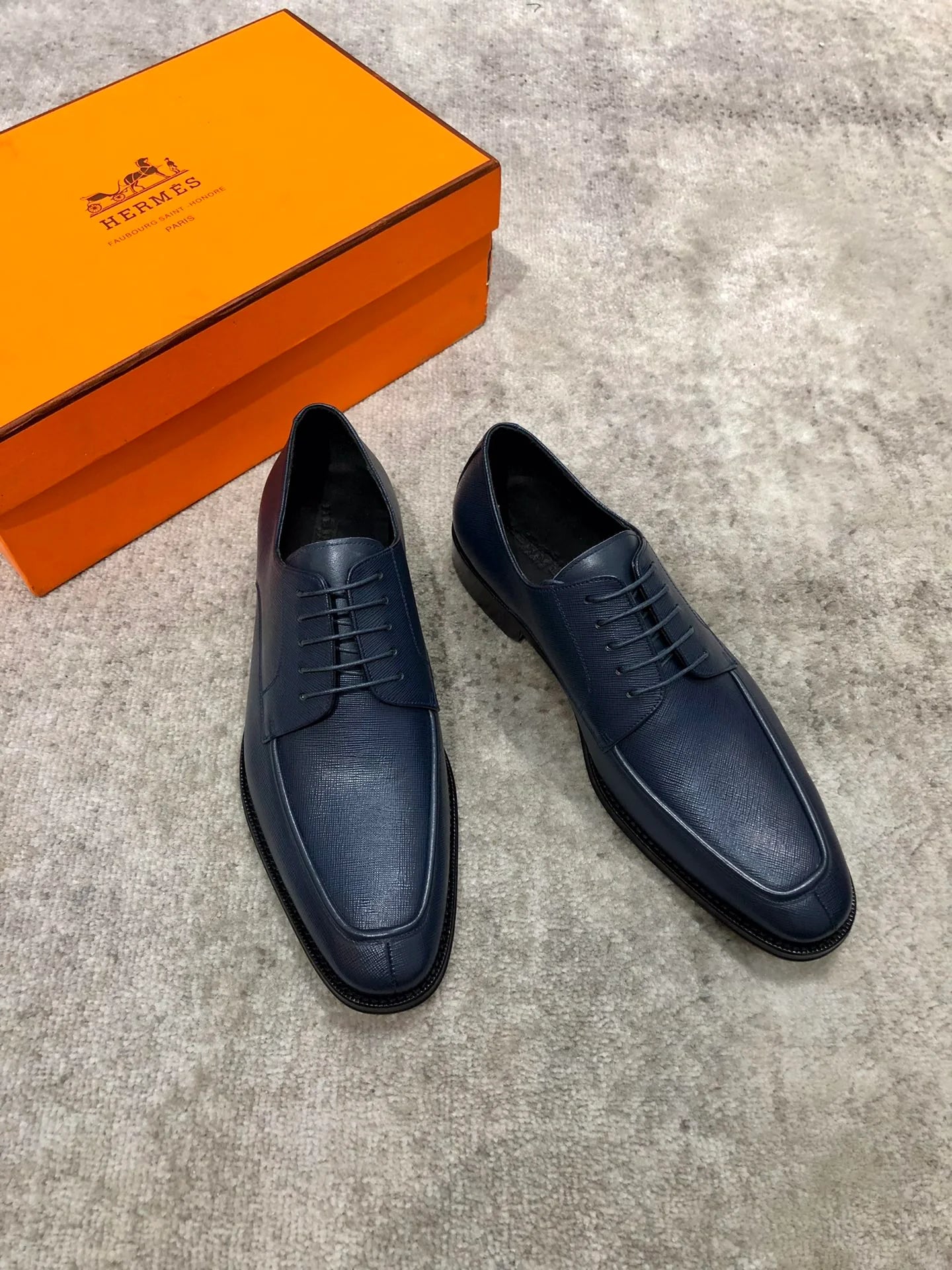 HERMES LOAFER
