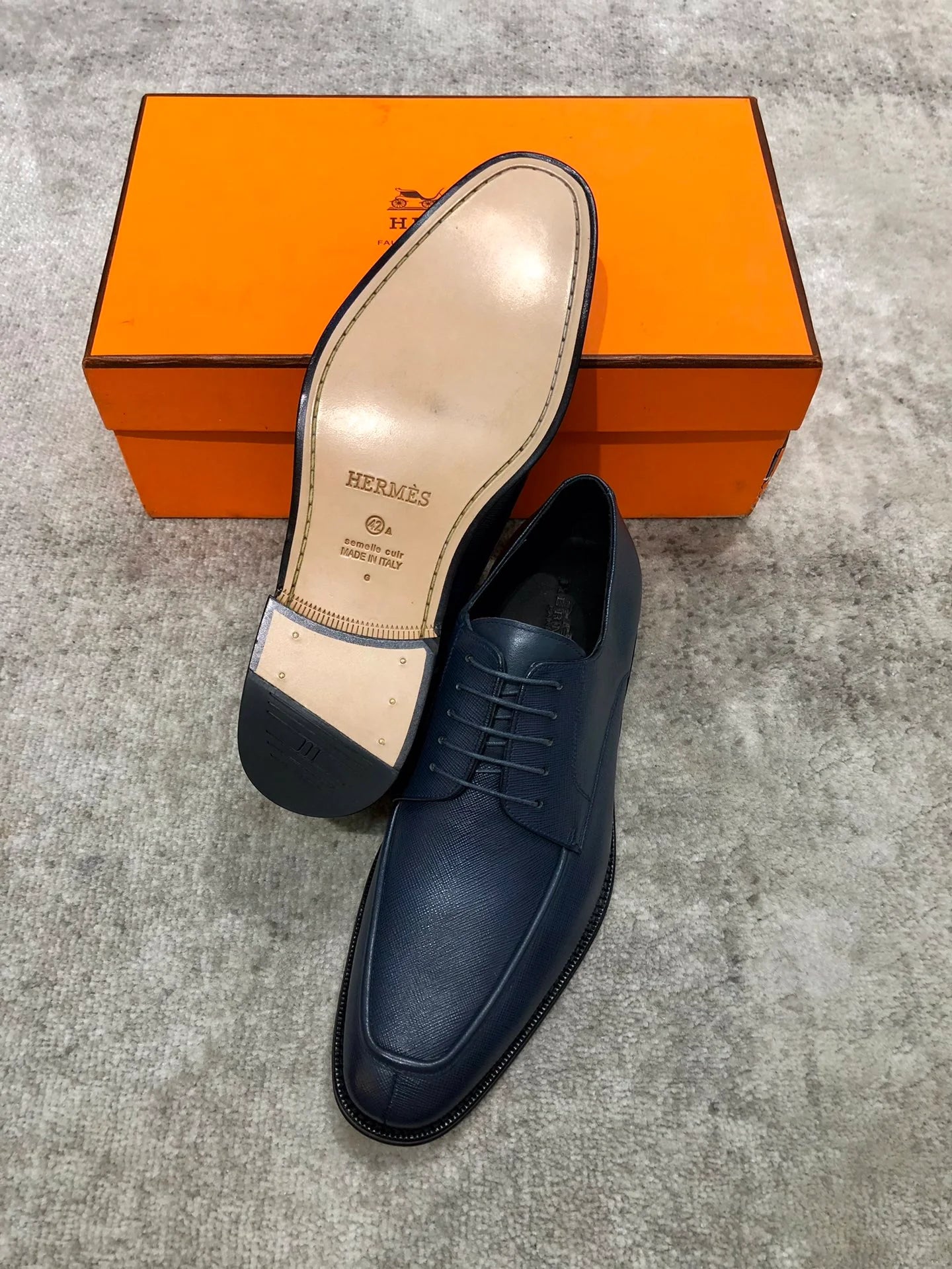 HERMES LOAFER