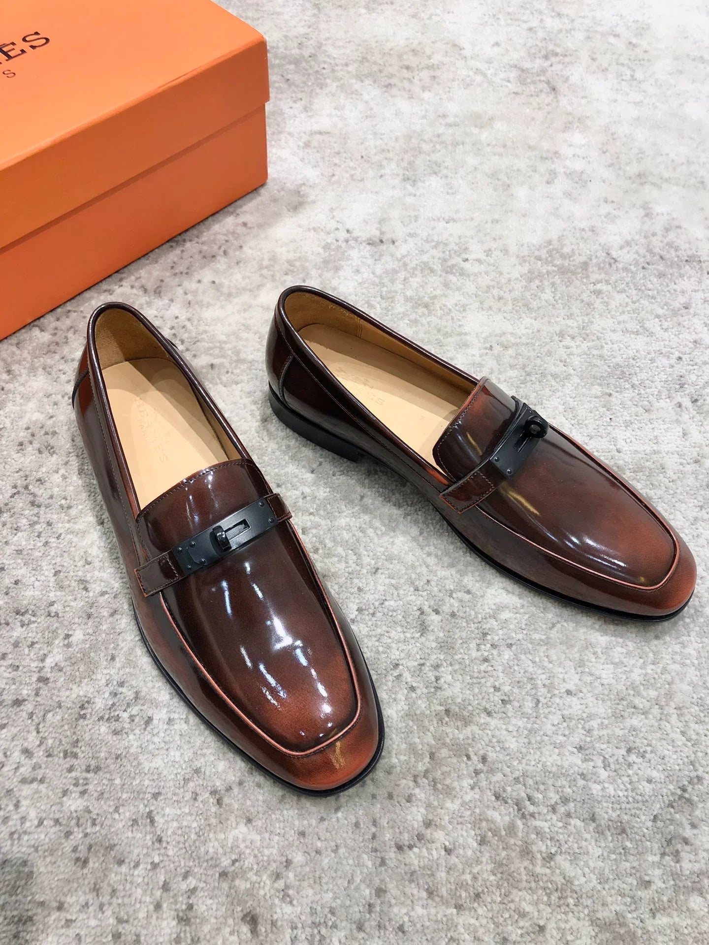 HERMES LOAFER
