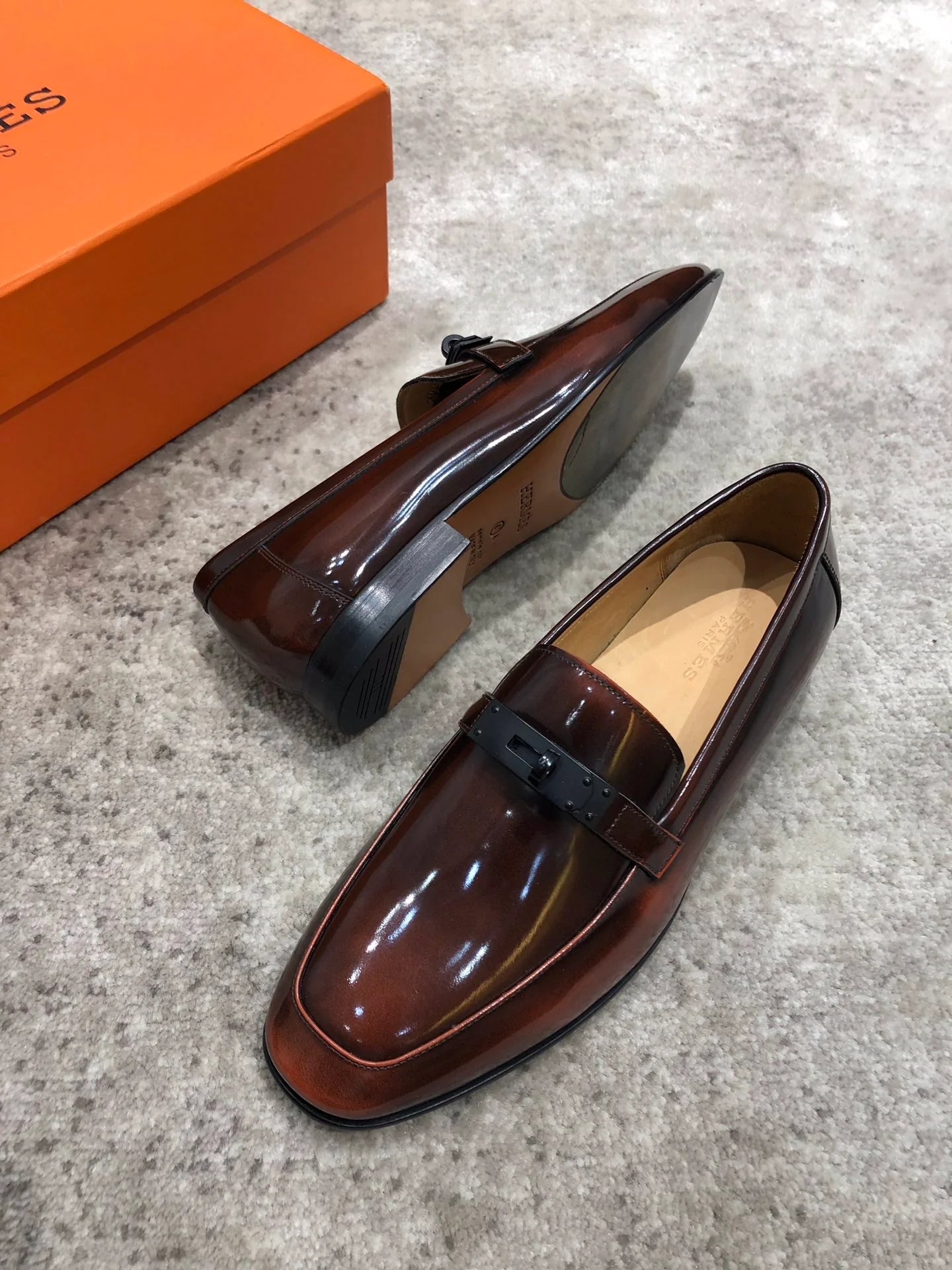 HERMES LOAFER