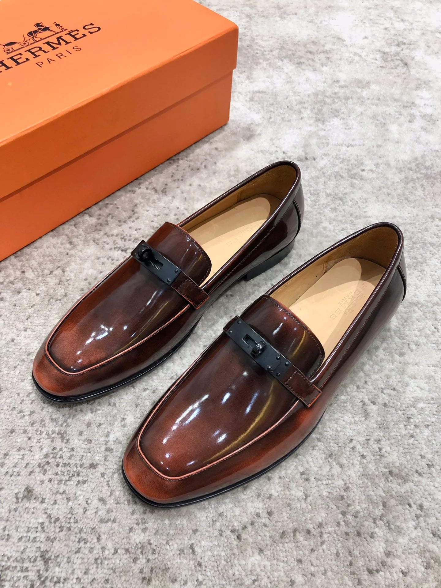HERMES LOAFER