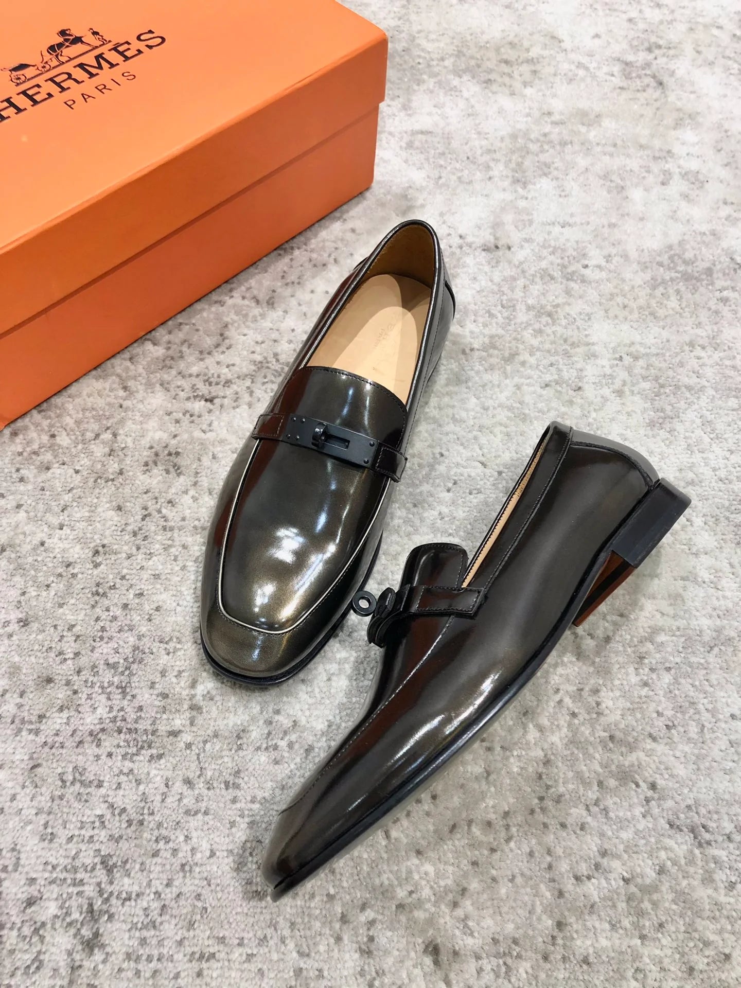 HERMES LOAFER