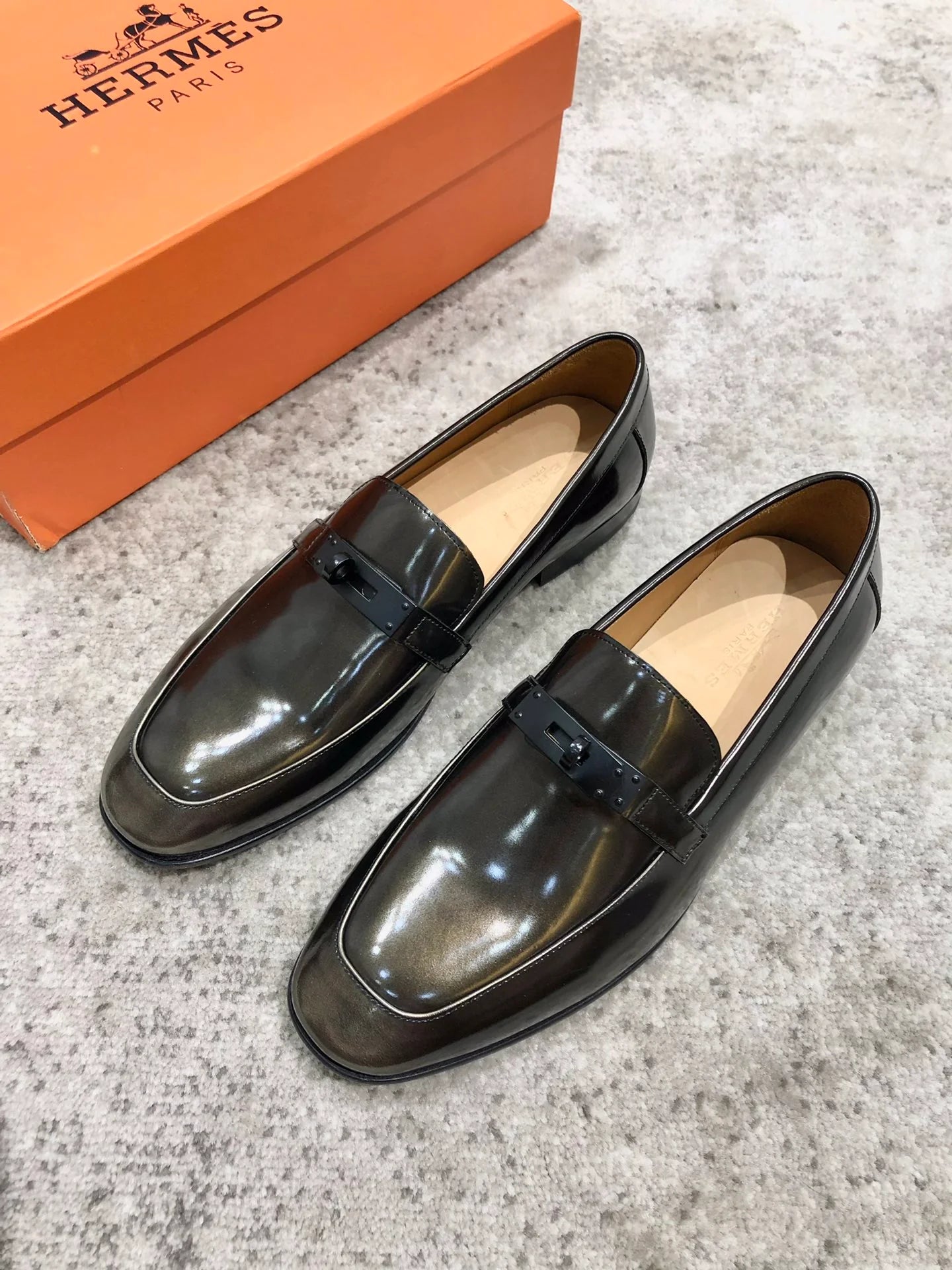 HERMES LOAFER