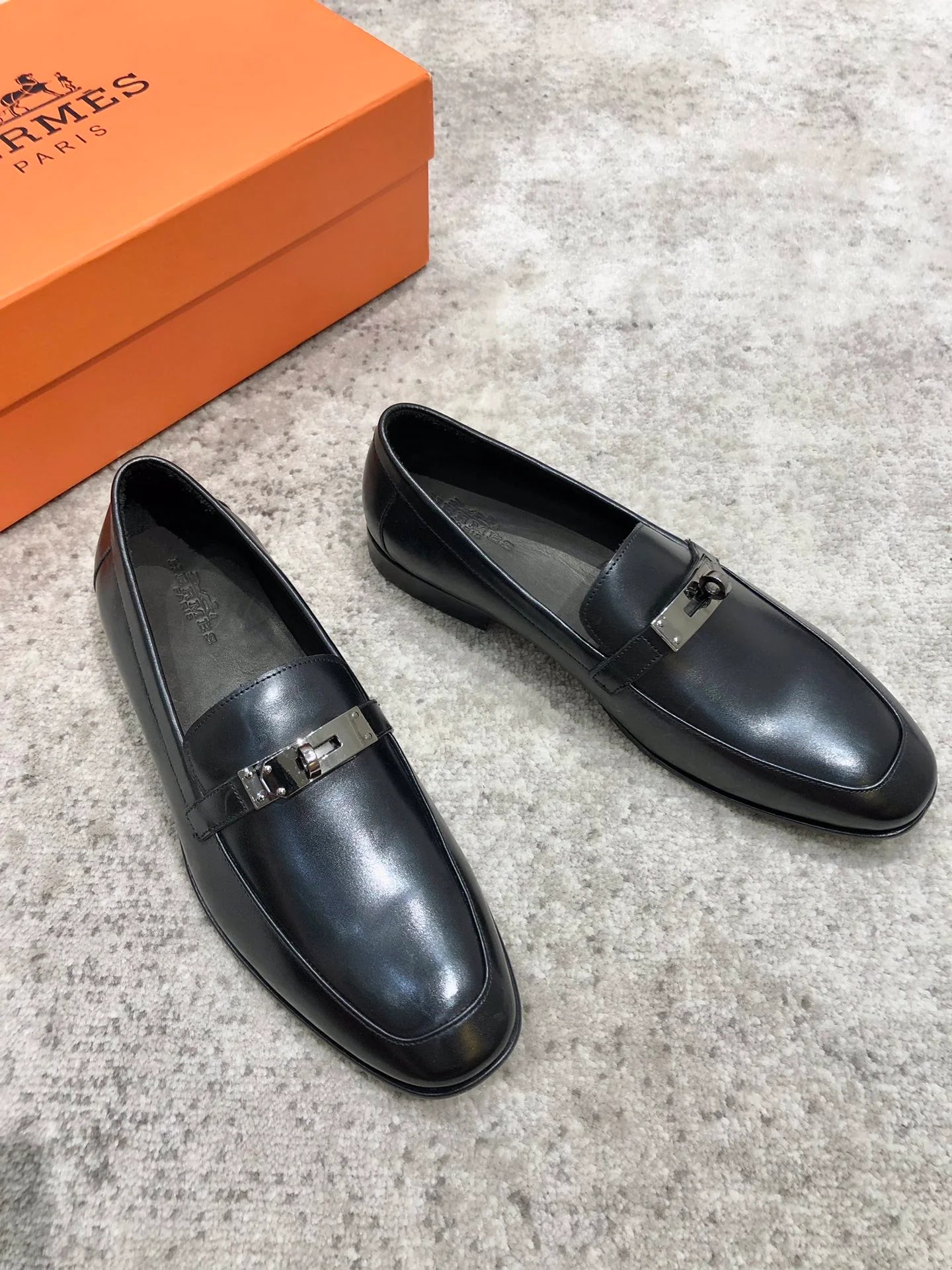HERMES LOAFER