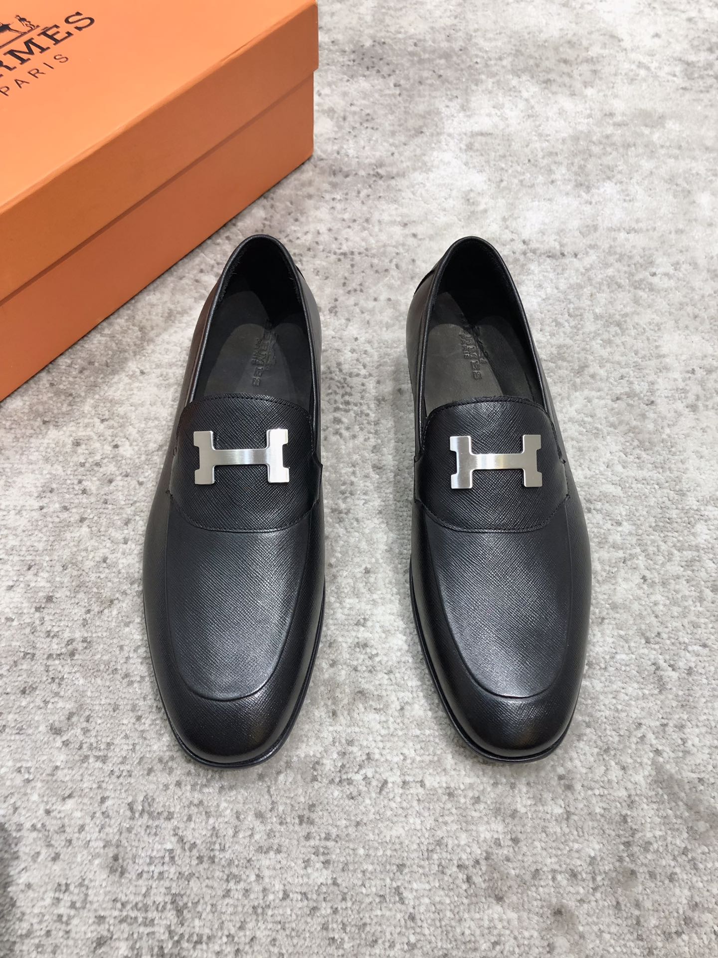 HERMES LOAFER