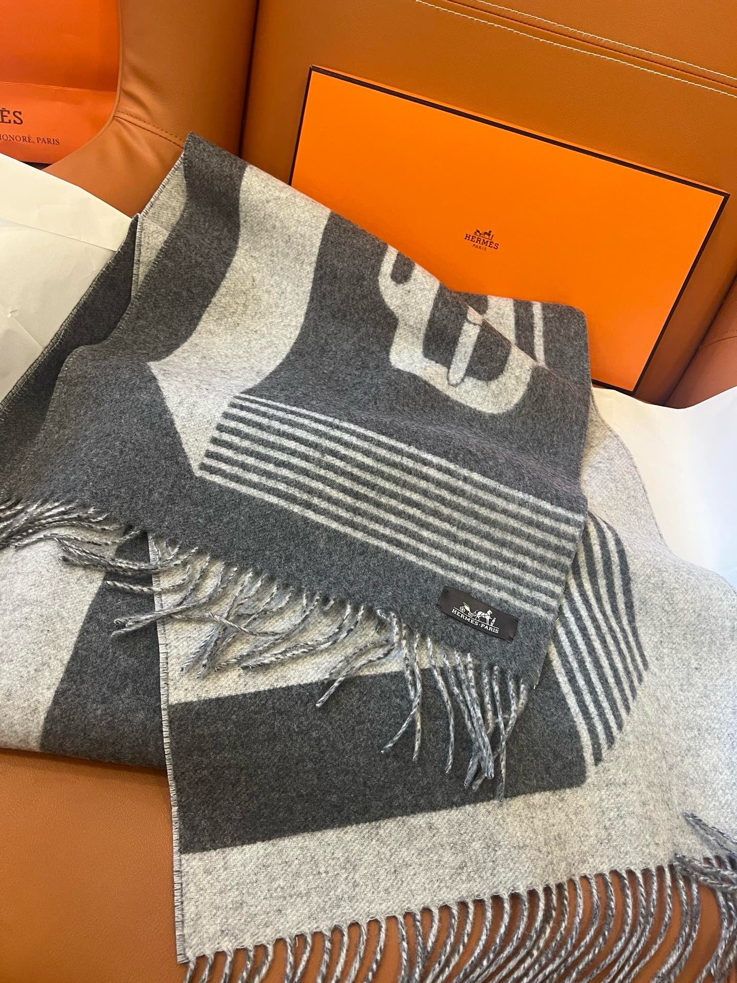 HERMES SCARF