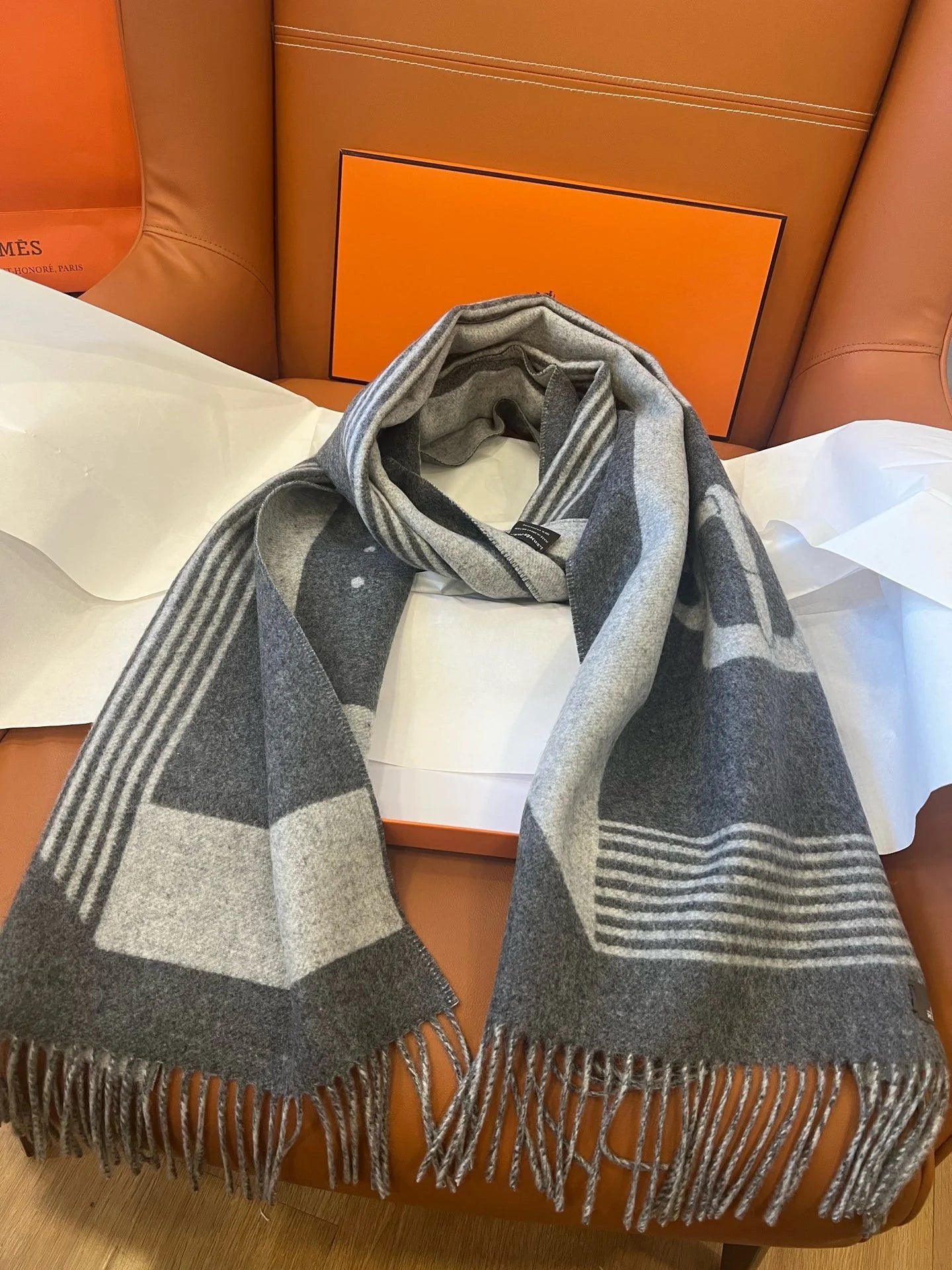 HERMES SCARF
