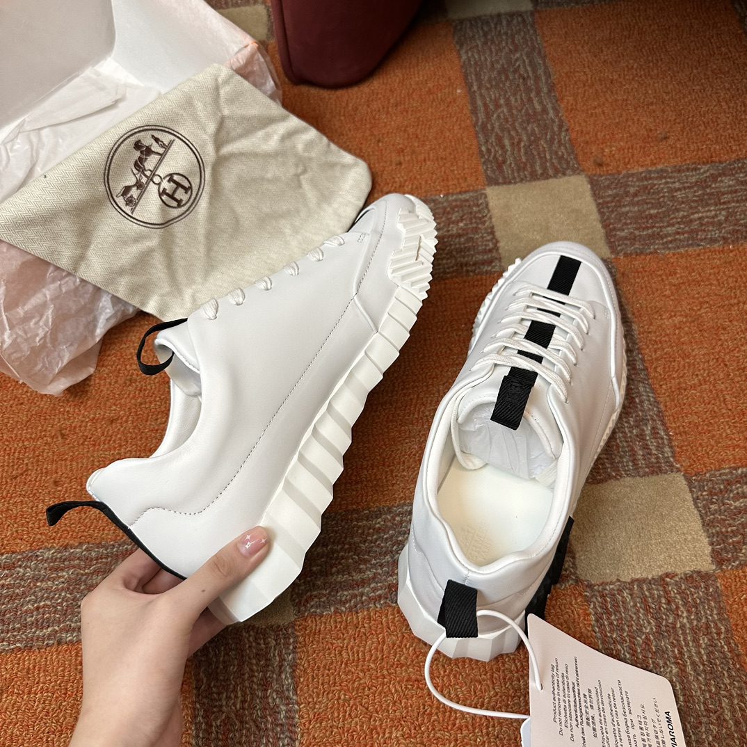 HERMES SNEAKER