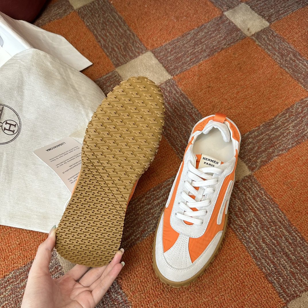 HERMES SNEAKER