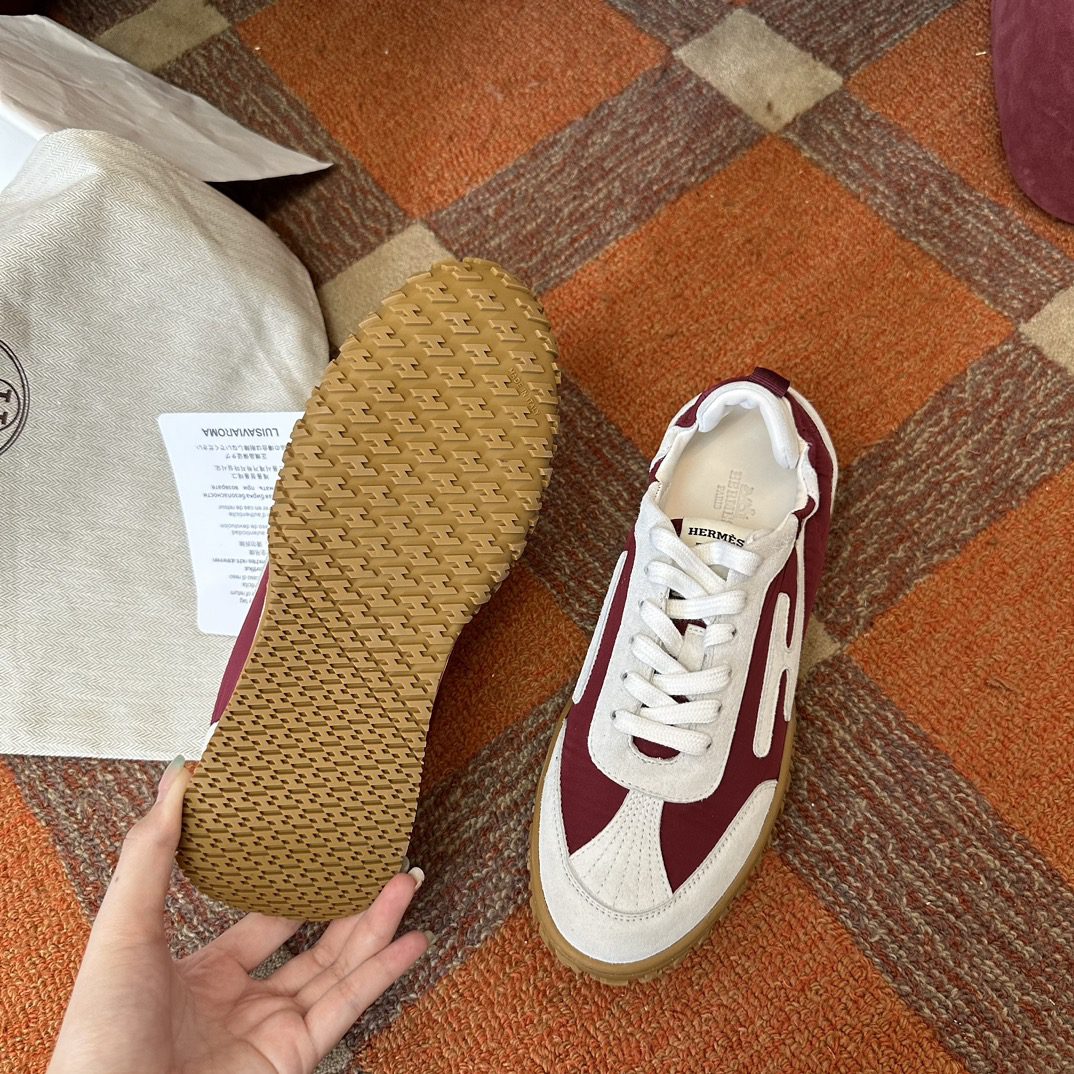 HERMES SNEAKER