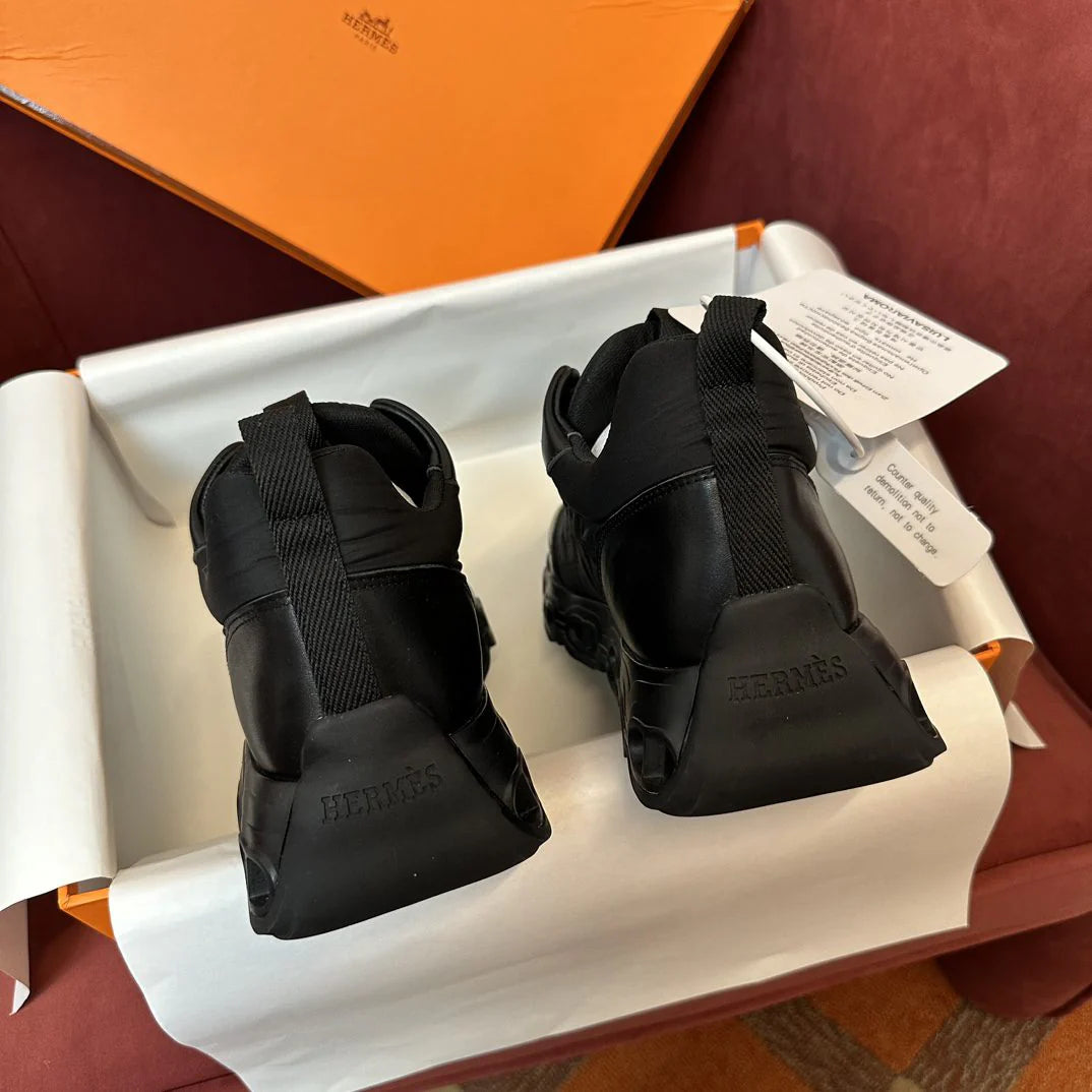 HERMES SNEAKER