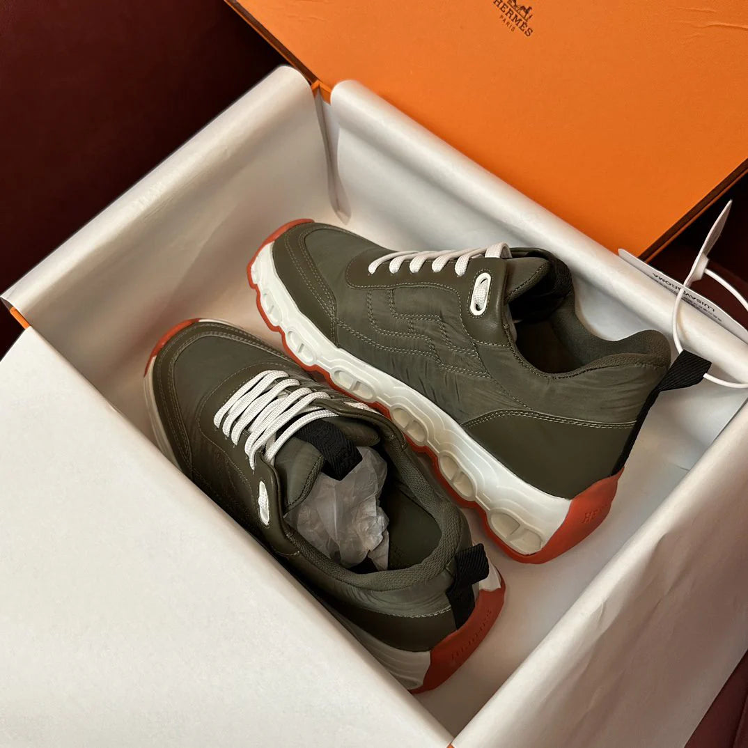 HERMES SNEAKER