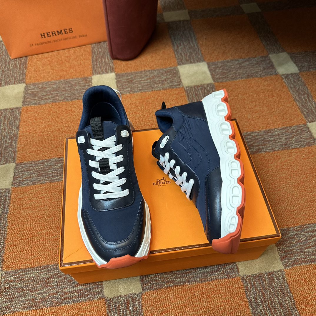 HERMES SNEAKER
