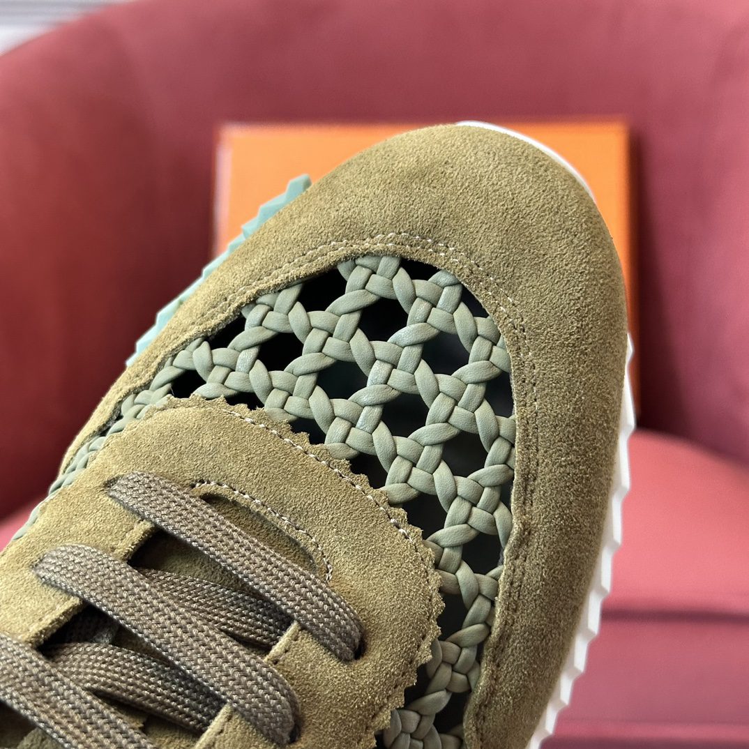 HERMES SNEAKER