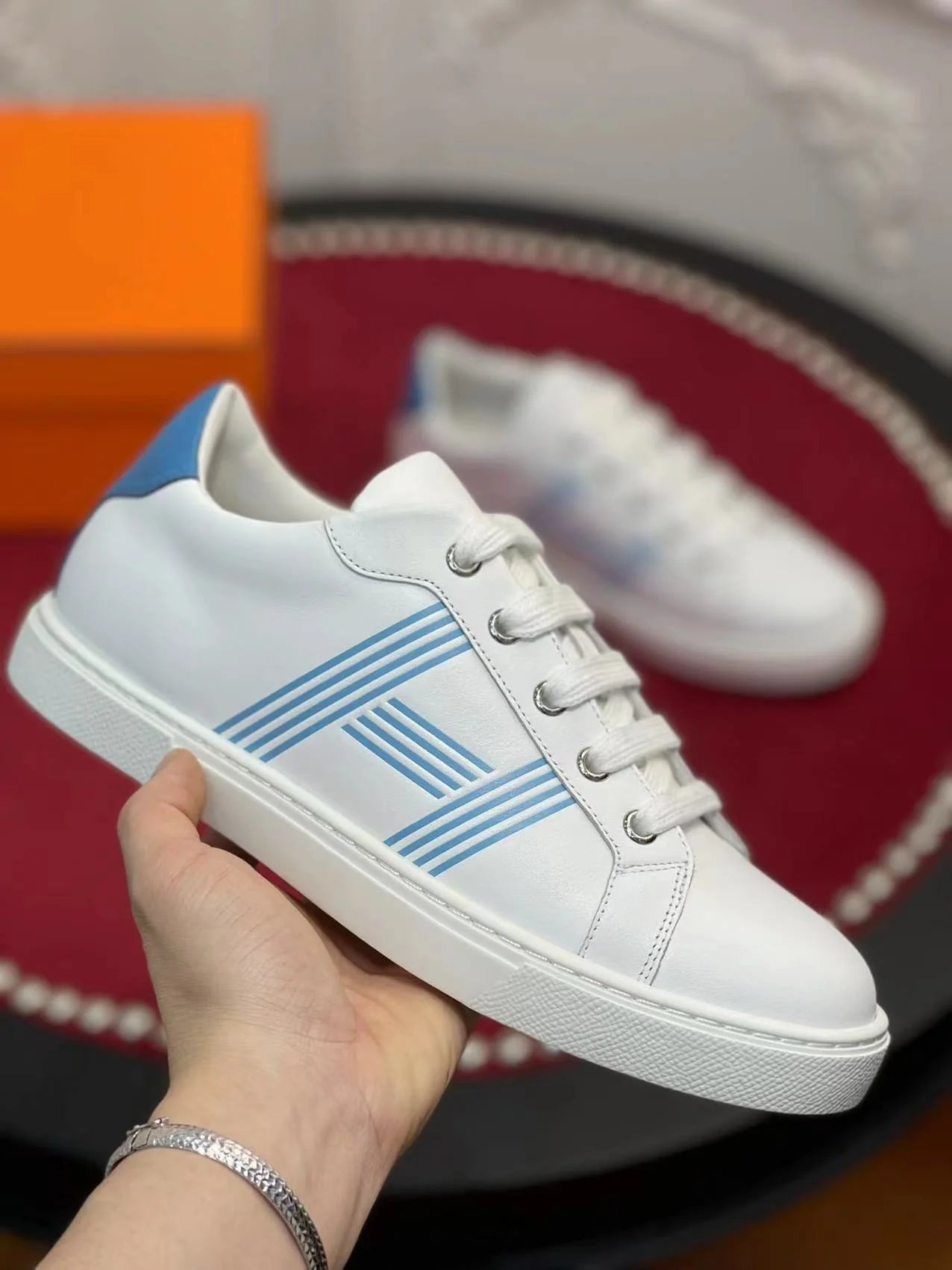 HERMES SNEAKER
